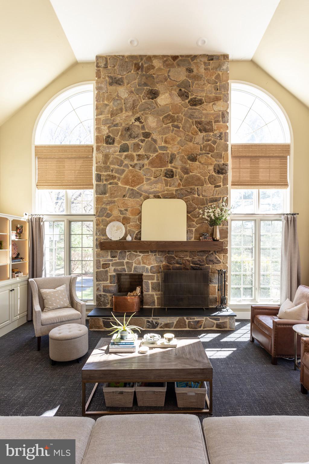 VALLEY CREEK FARM - Residential