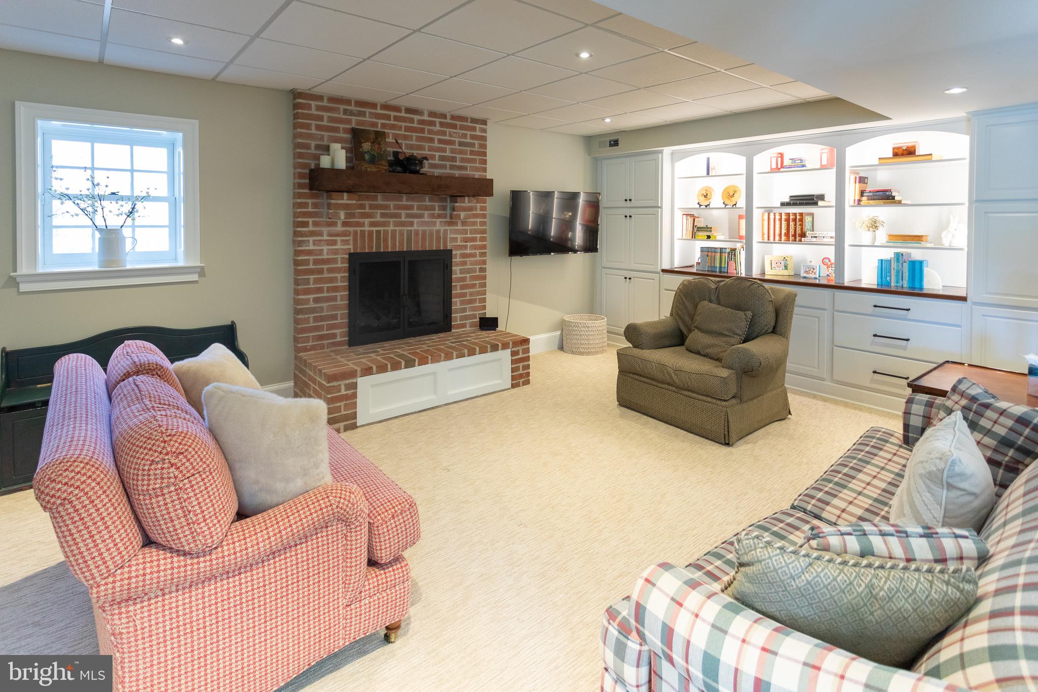 VALLEY CREEK FARM - Residential