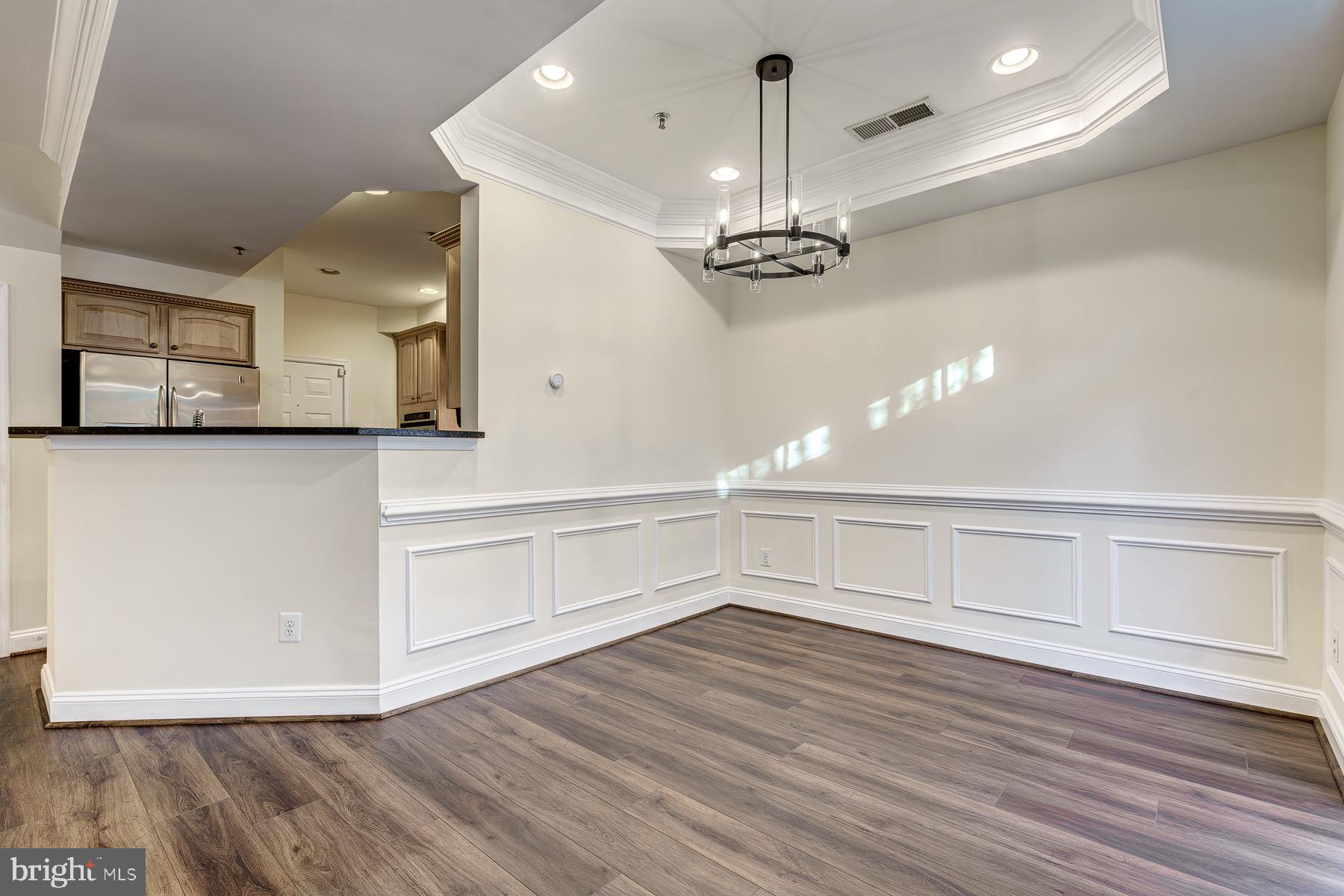 GROVETON WOODS - Residential Lease