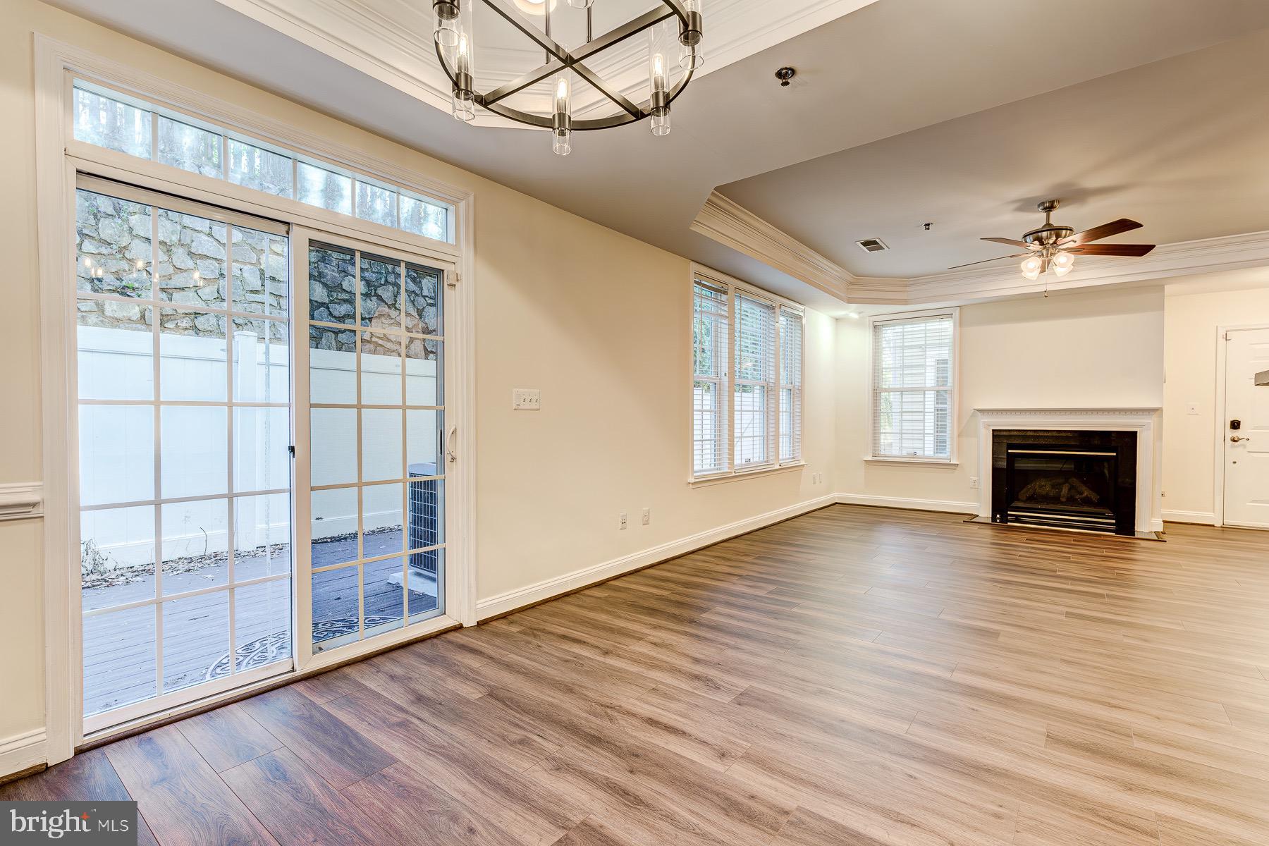 GROVETON WOODS - Residential Lease