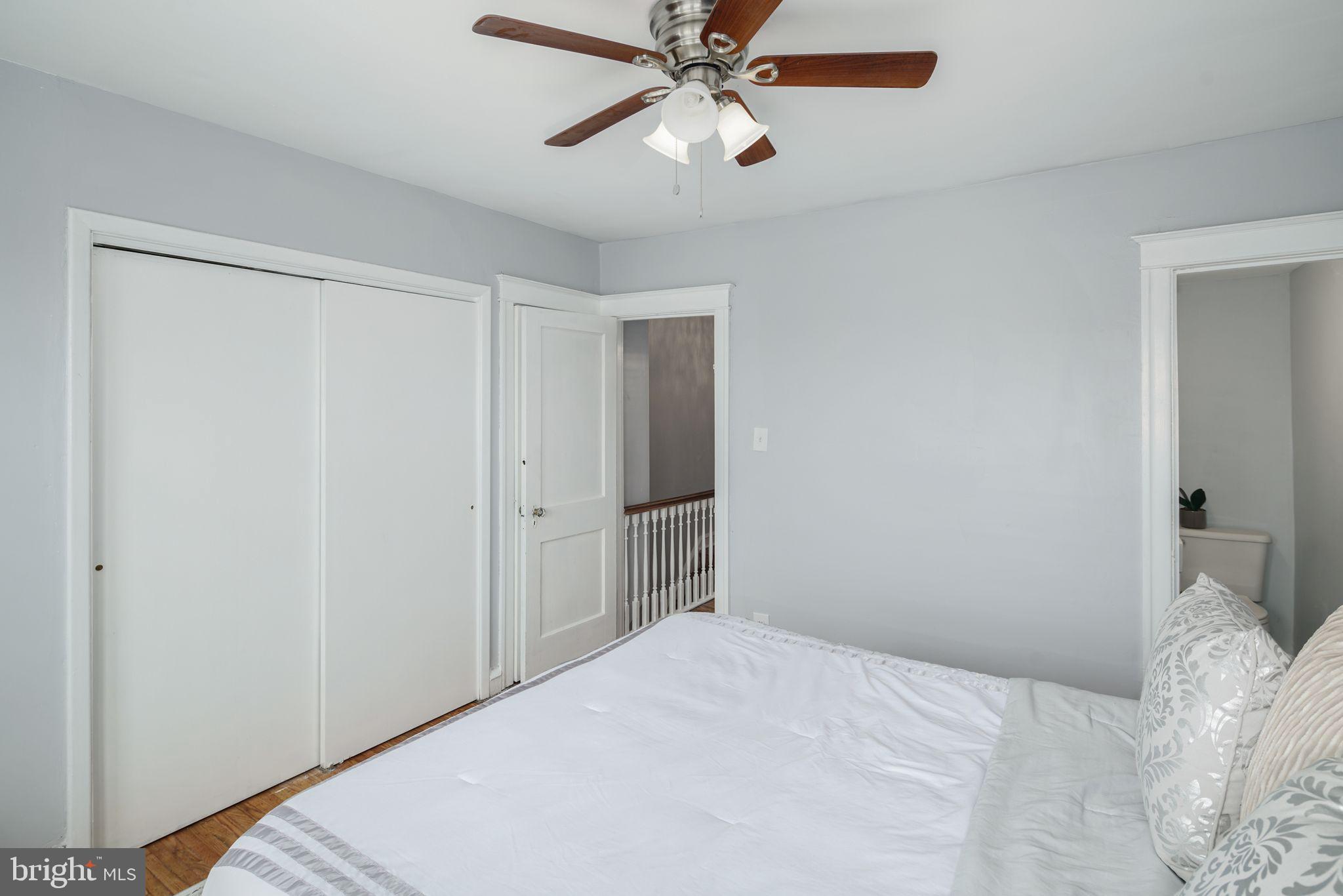 WEST OAK LANE - Residential