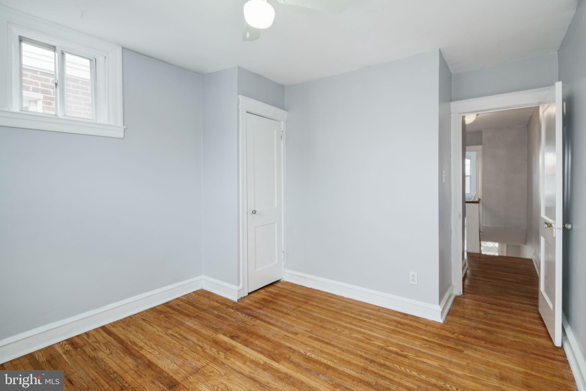 WEST OAK LANE - Residential