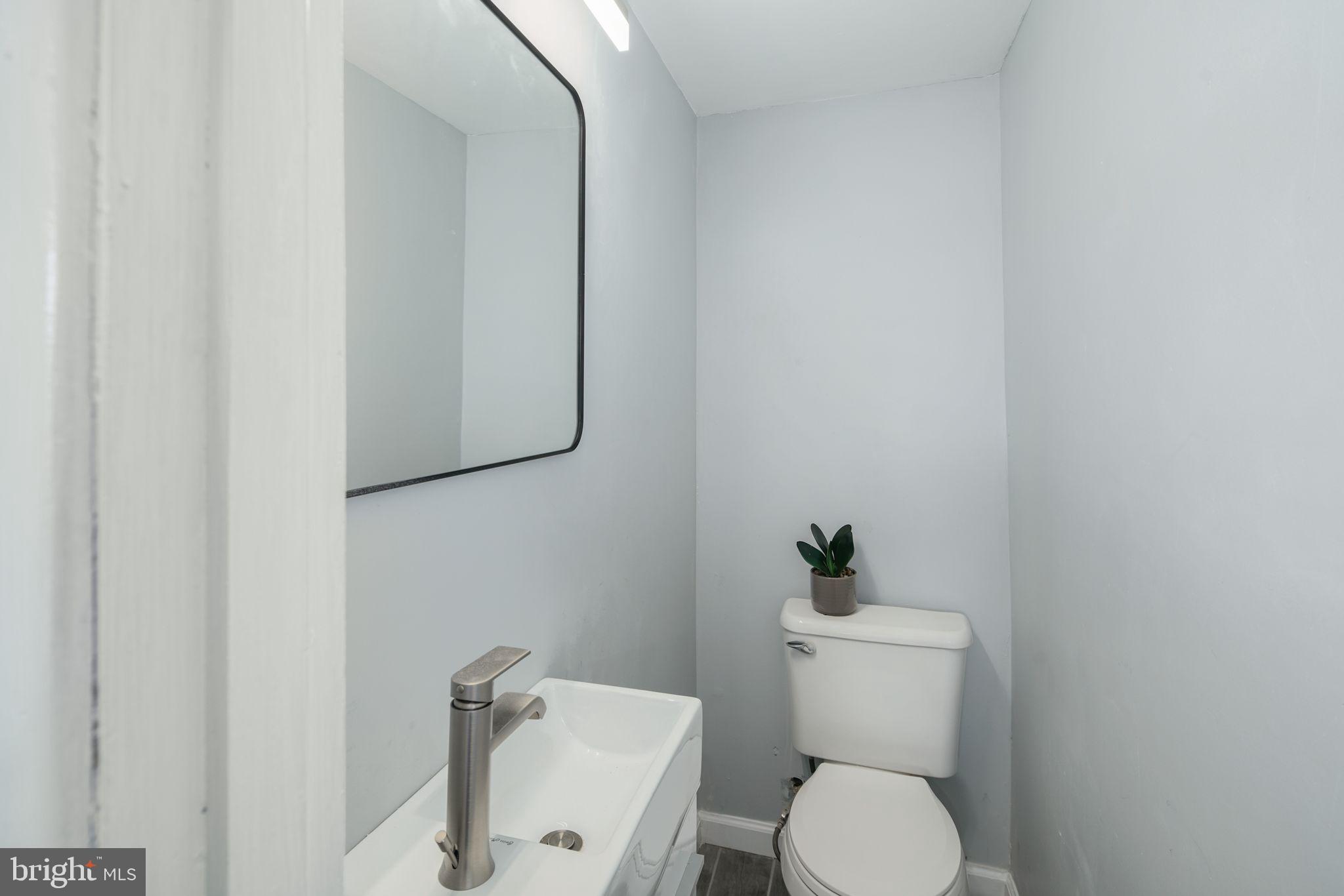 WEST OAK LANE - Residential