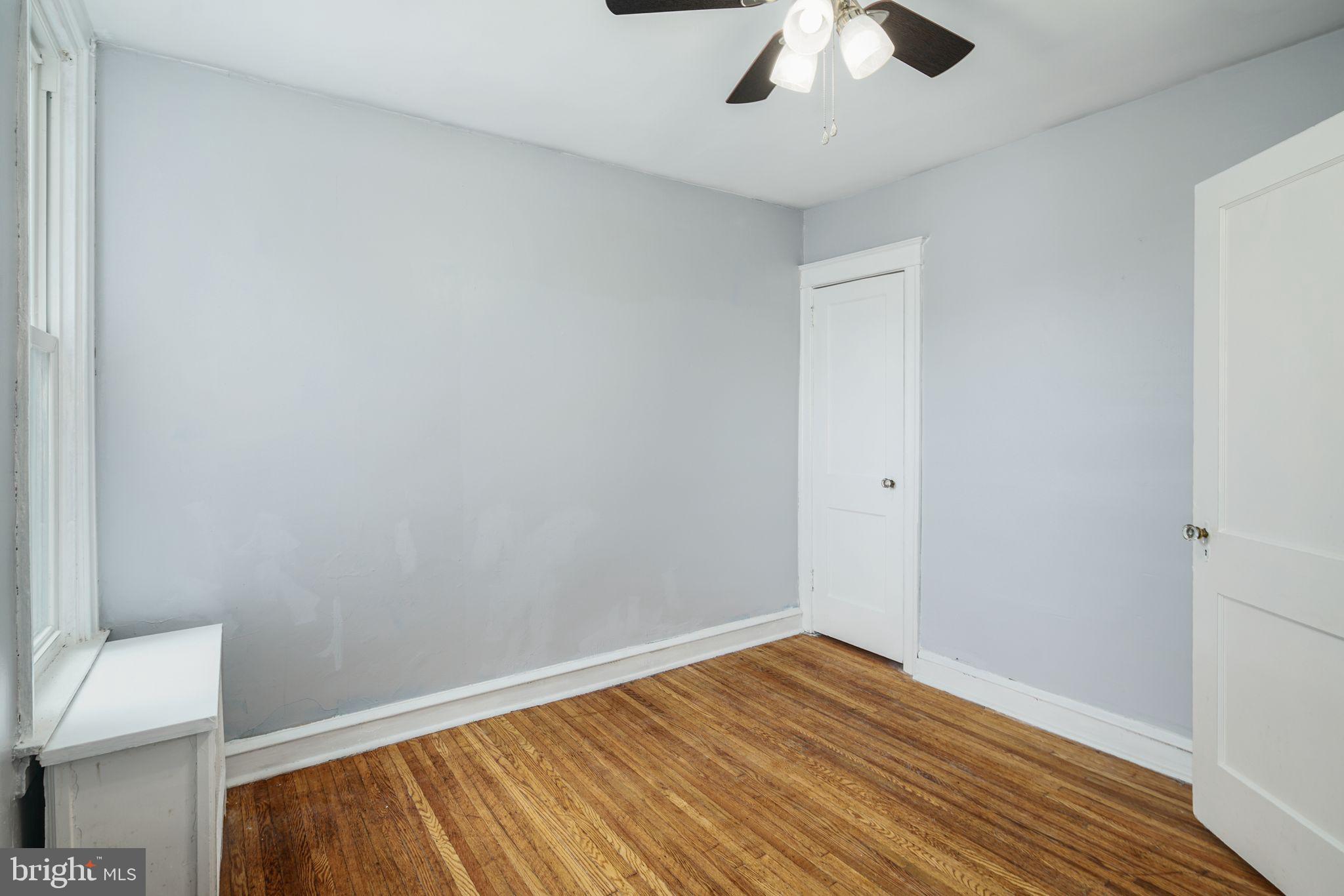 WEST OAK LANE - Residential