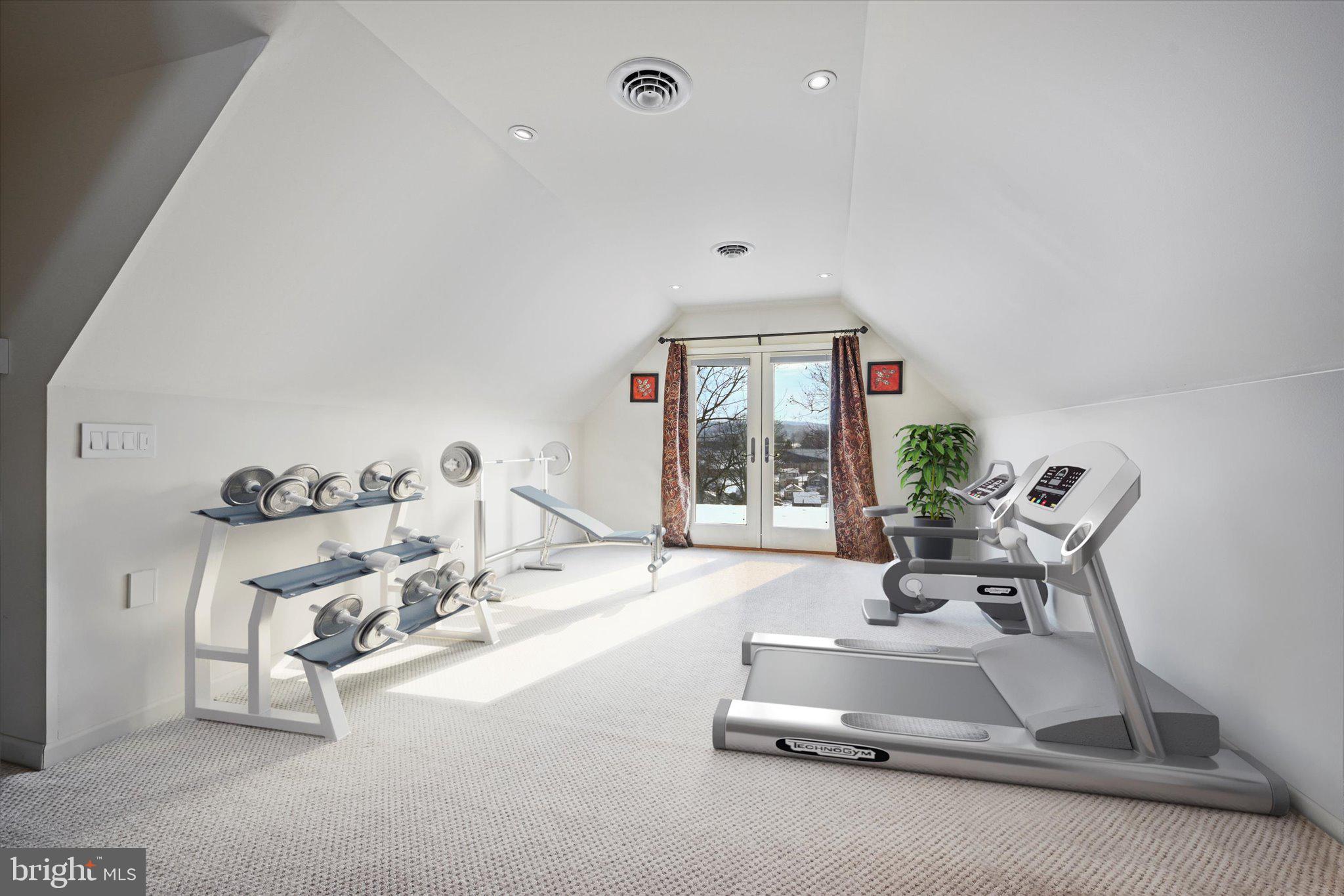 WEST WYOMISSING - Residential