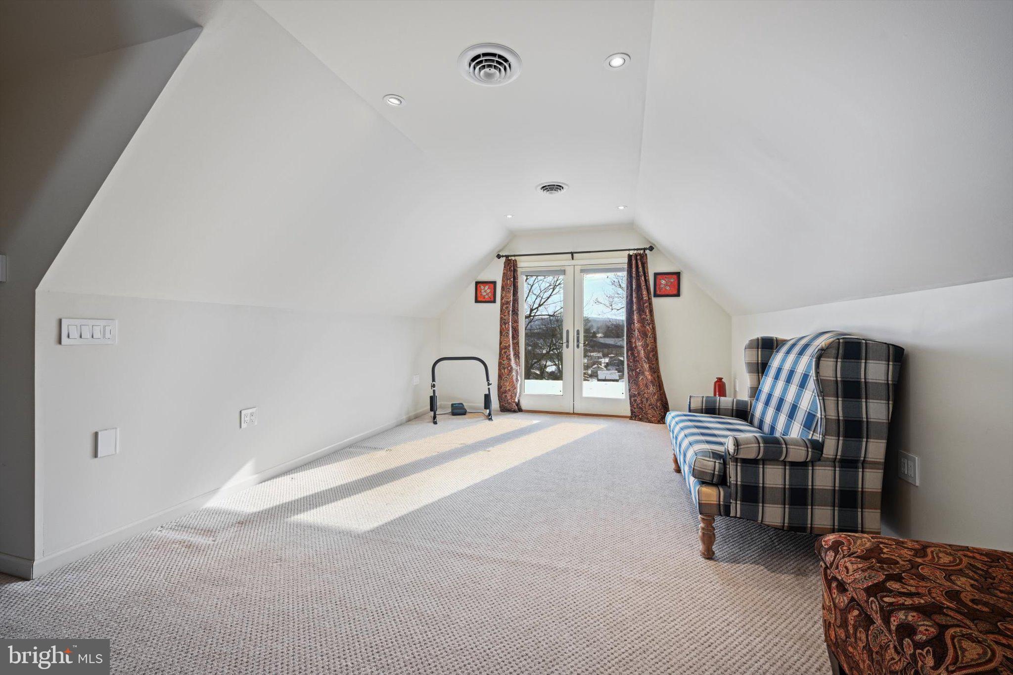 WEST WYOMISSING - Residential