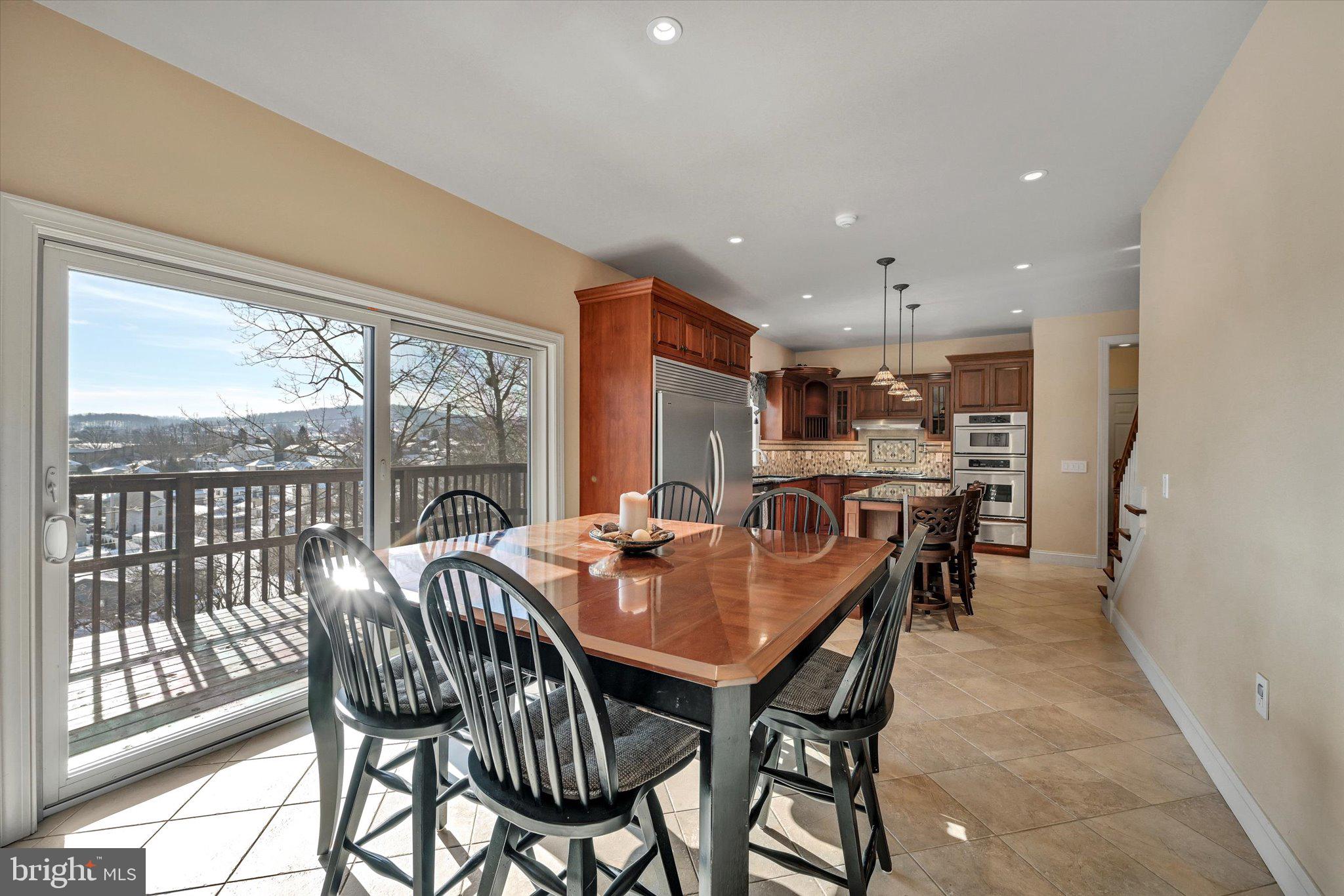 WEST WYOMISSING - Residential