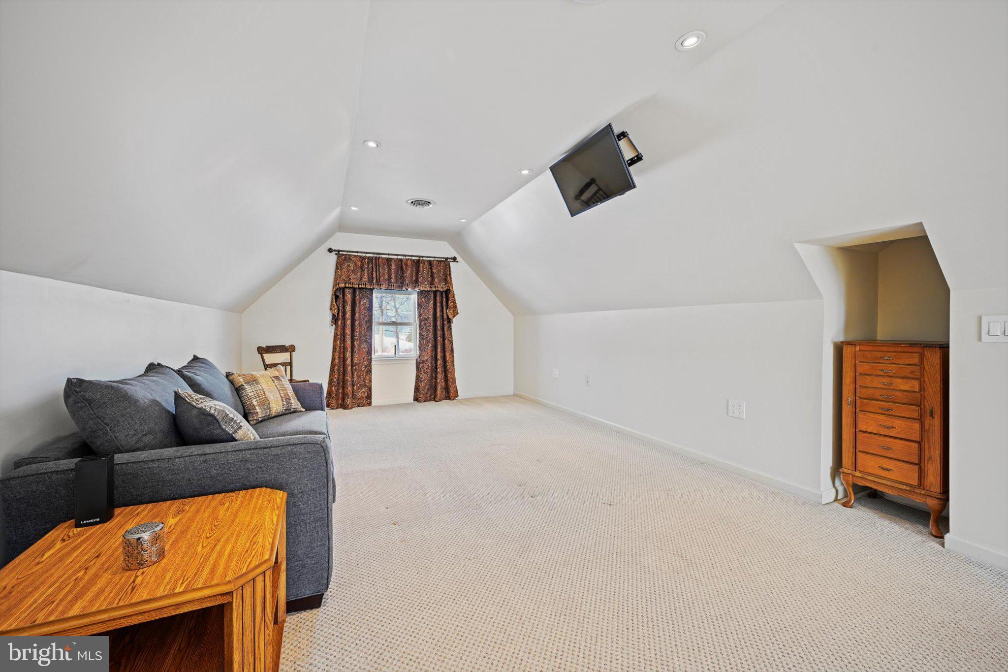 WEST WYOMISSING - Residential