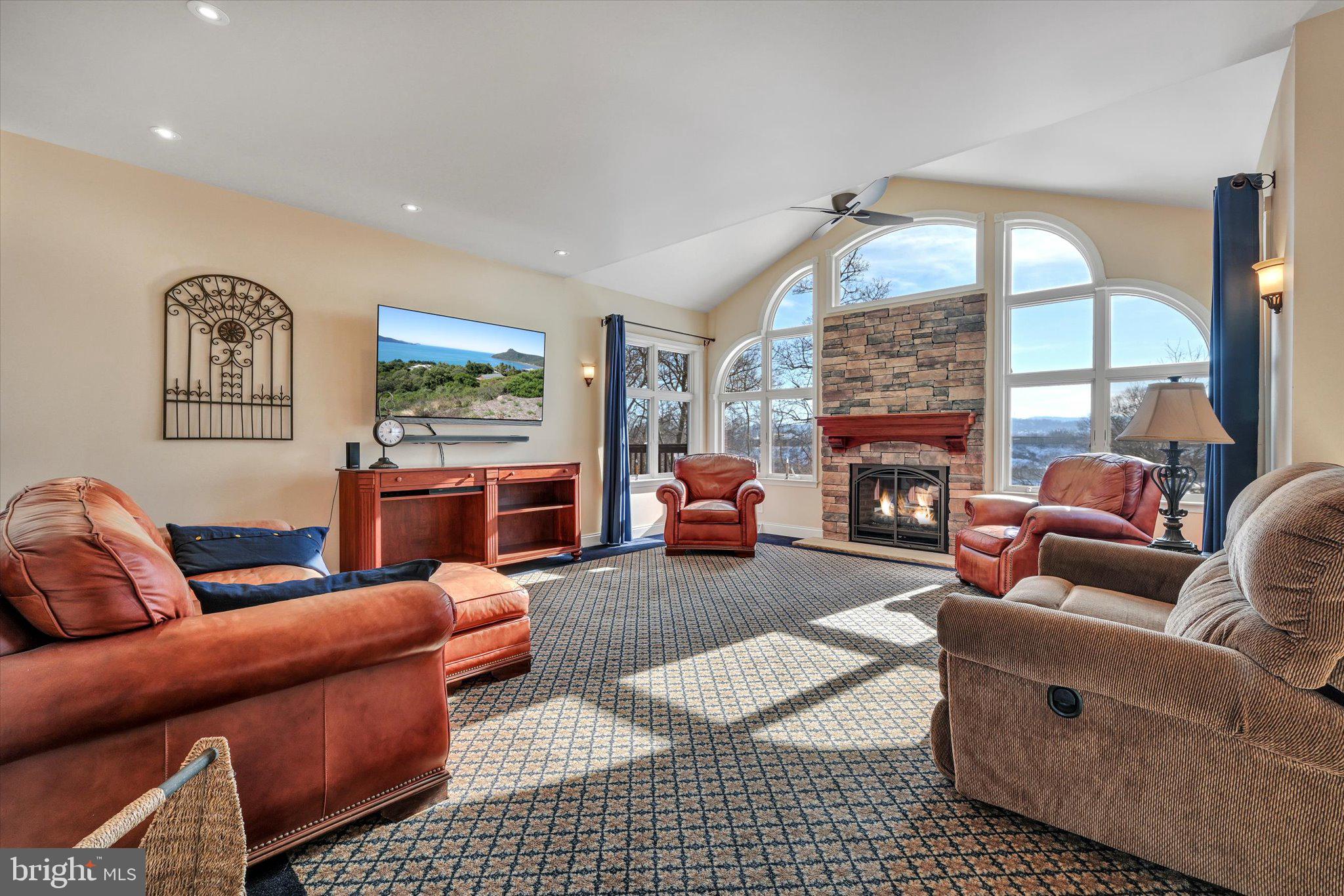 WEST WYOMISSING - Residential