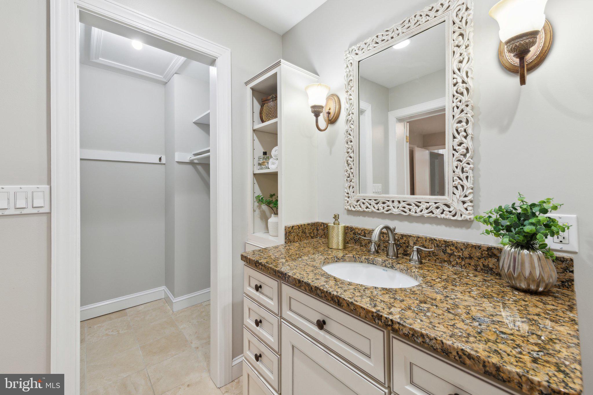 ALCOVA HEIGHTS - Residential