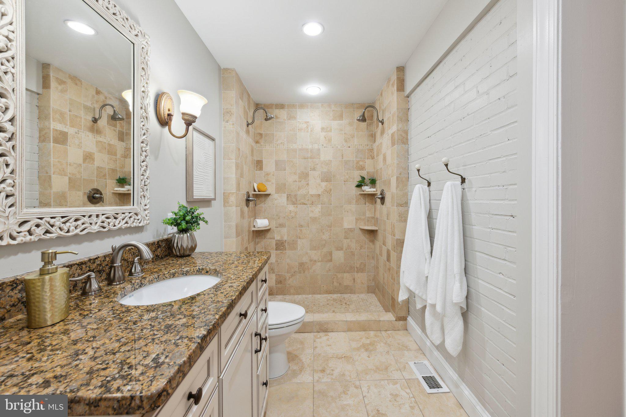 ALCOVA HEIGHTS - Residential