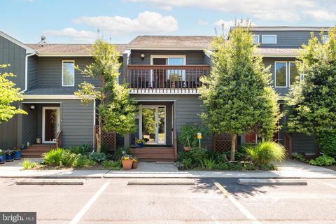 16 EAGLES LANDING 6 REHOBOTH BEACH DE 19971