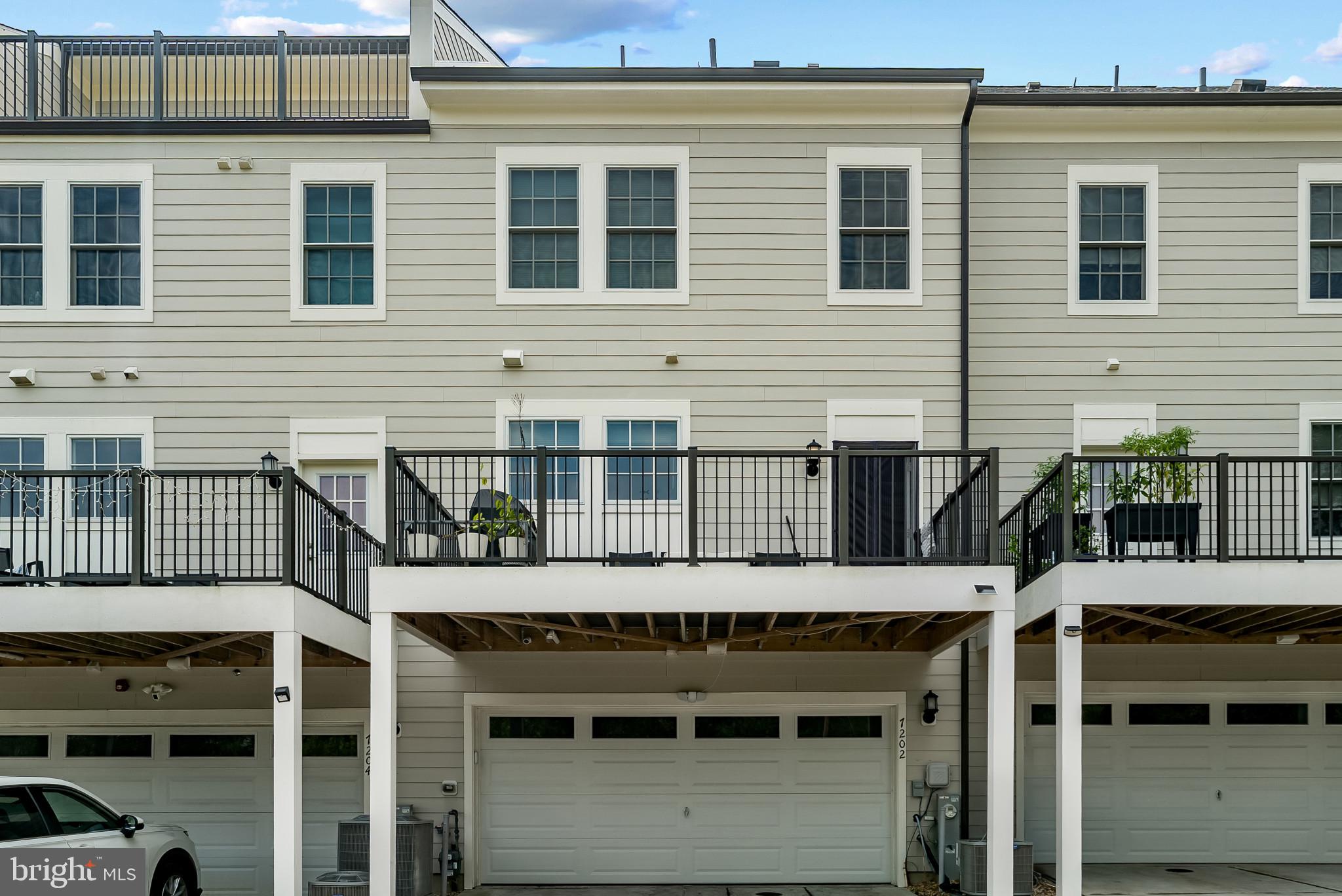 PARKSIDE AT WARFIELD - Residential