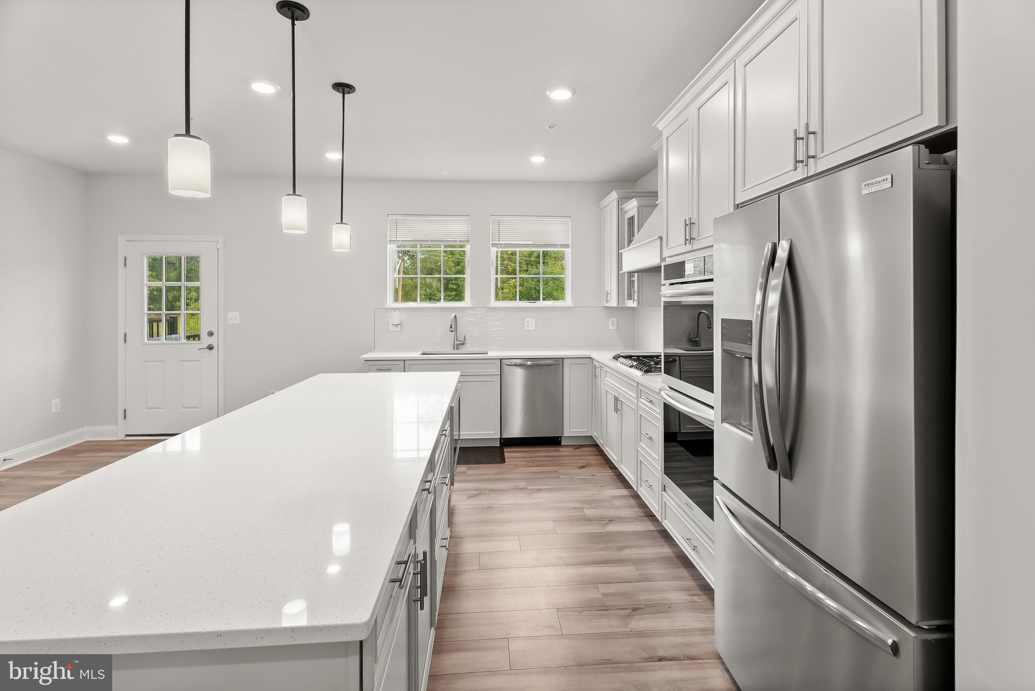 PARKSIDE AT WARFIELD - Residential