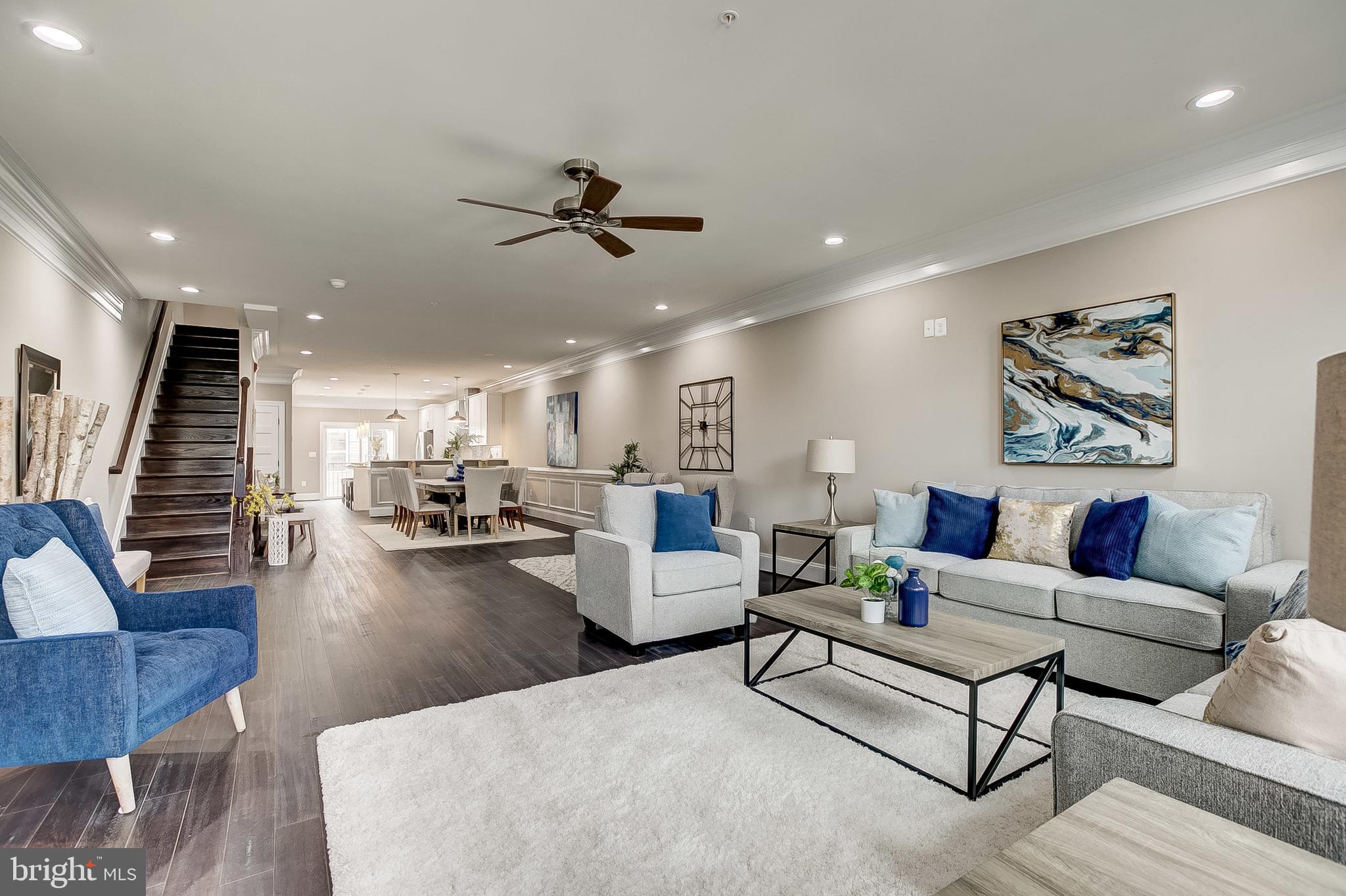 LOCUST POINT - Residential