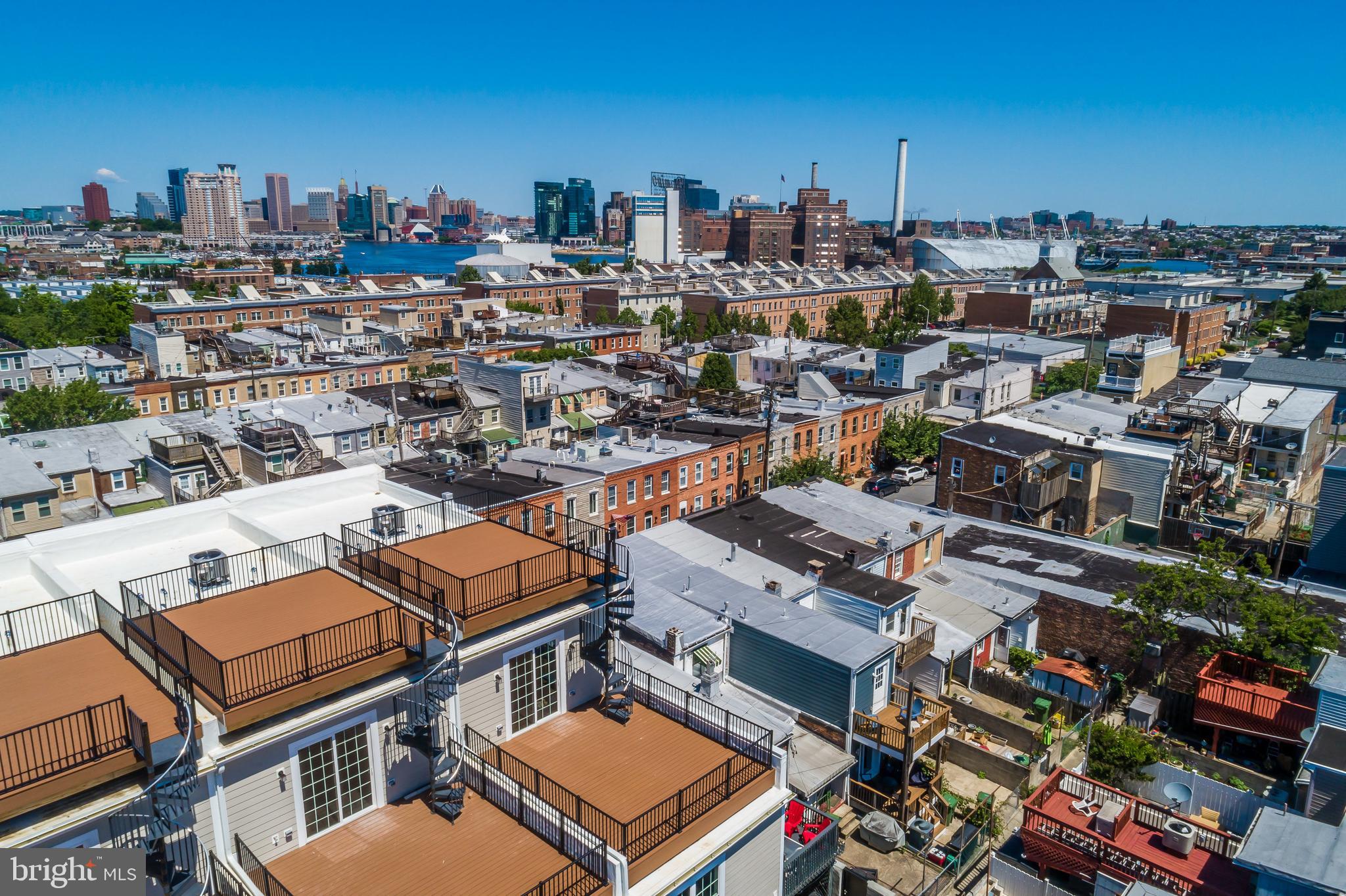 LOCUST POINT - Residential