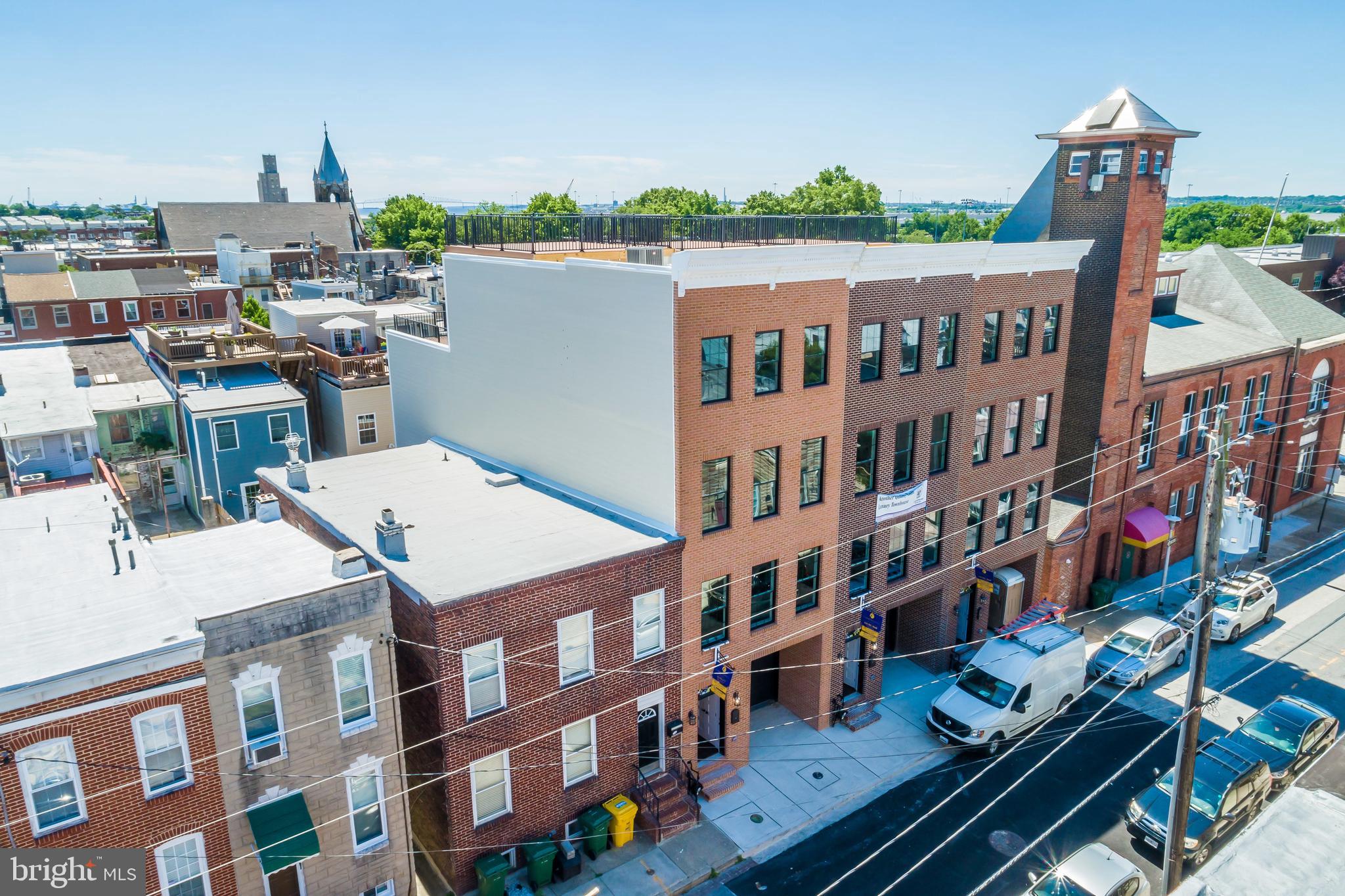 LOCUST POINT - Residential