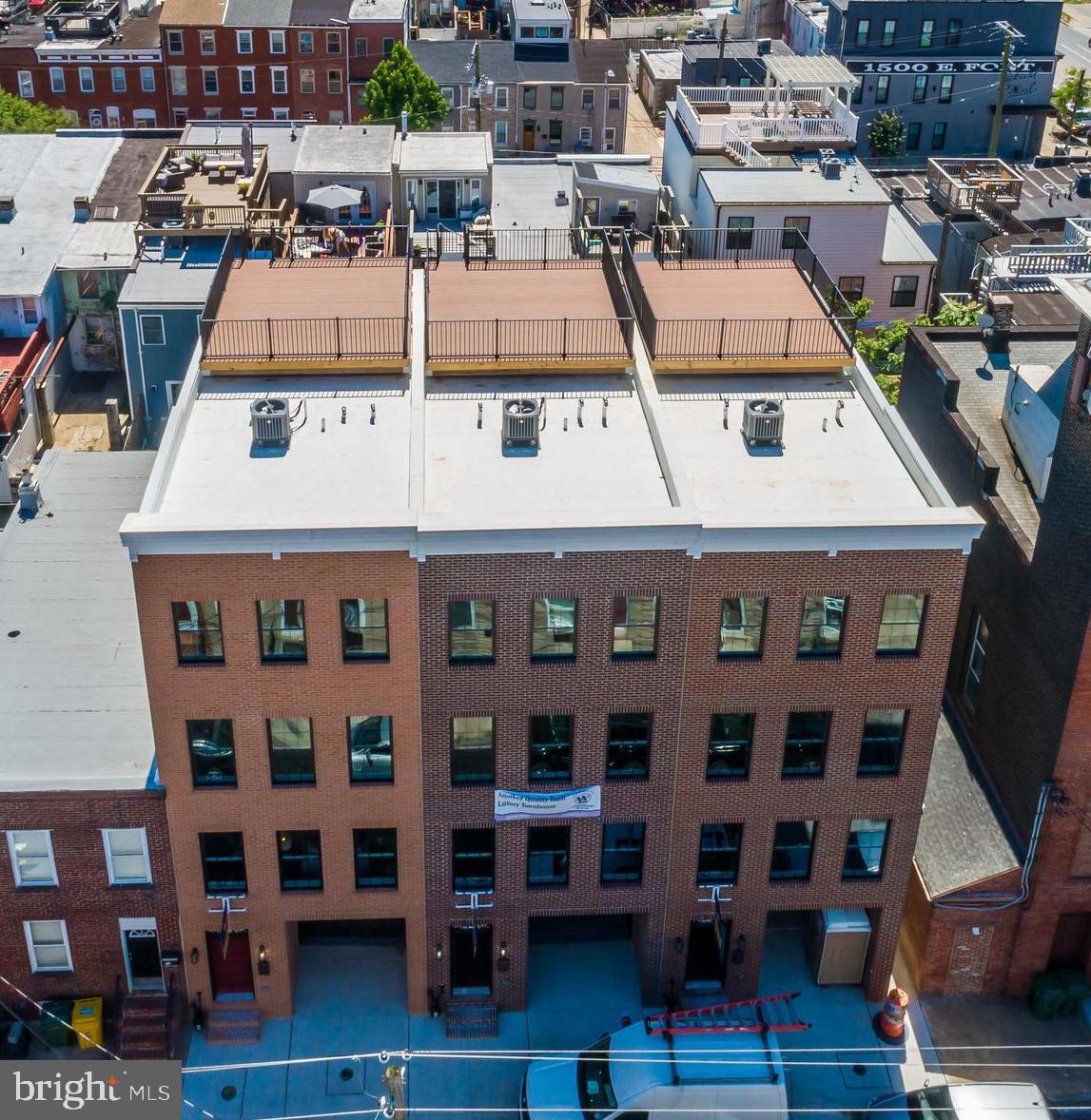 LOCUST POINT - Residential