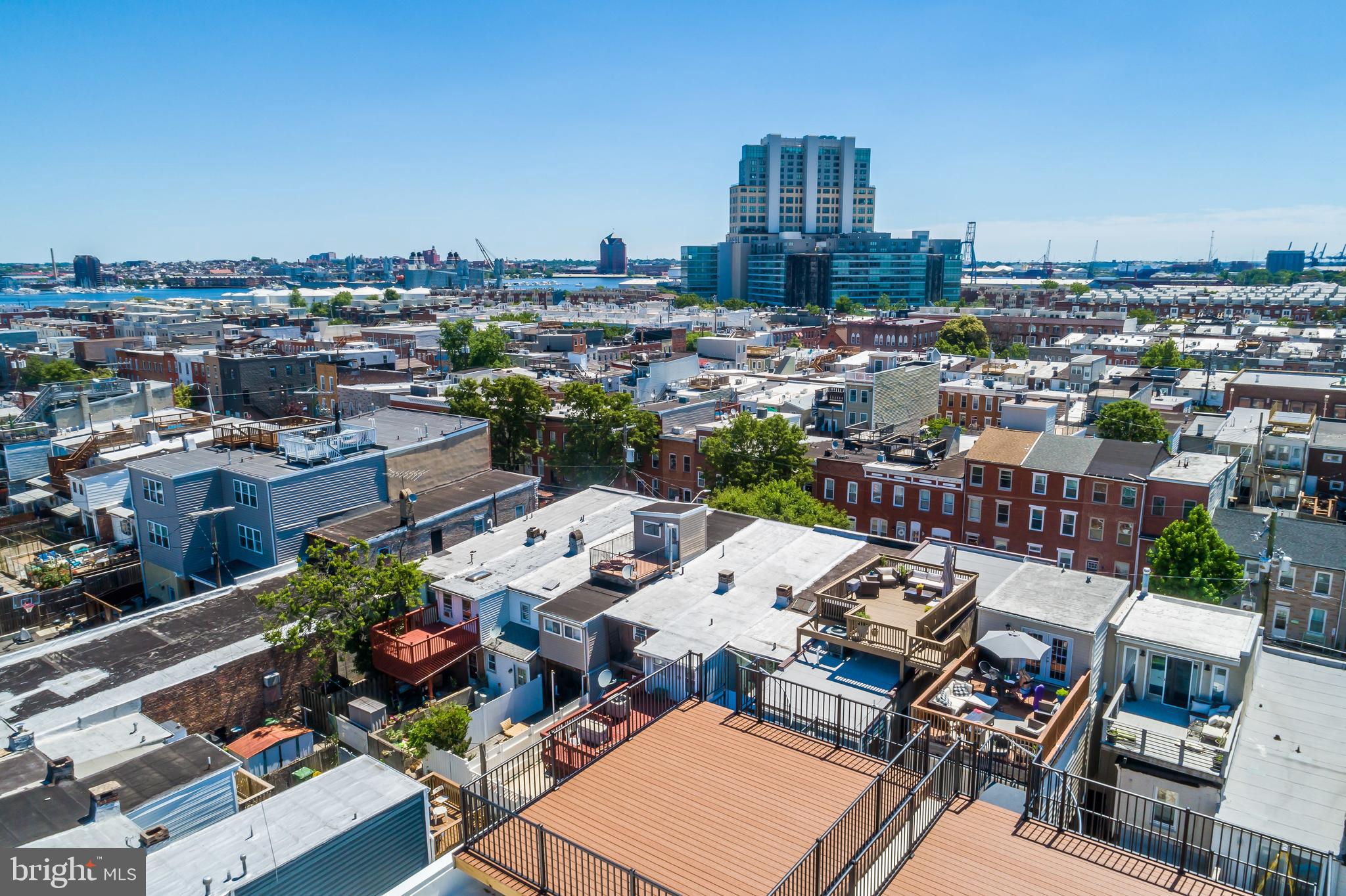 LOCUST POINT - Residential