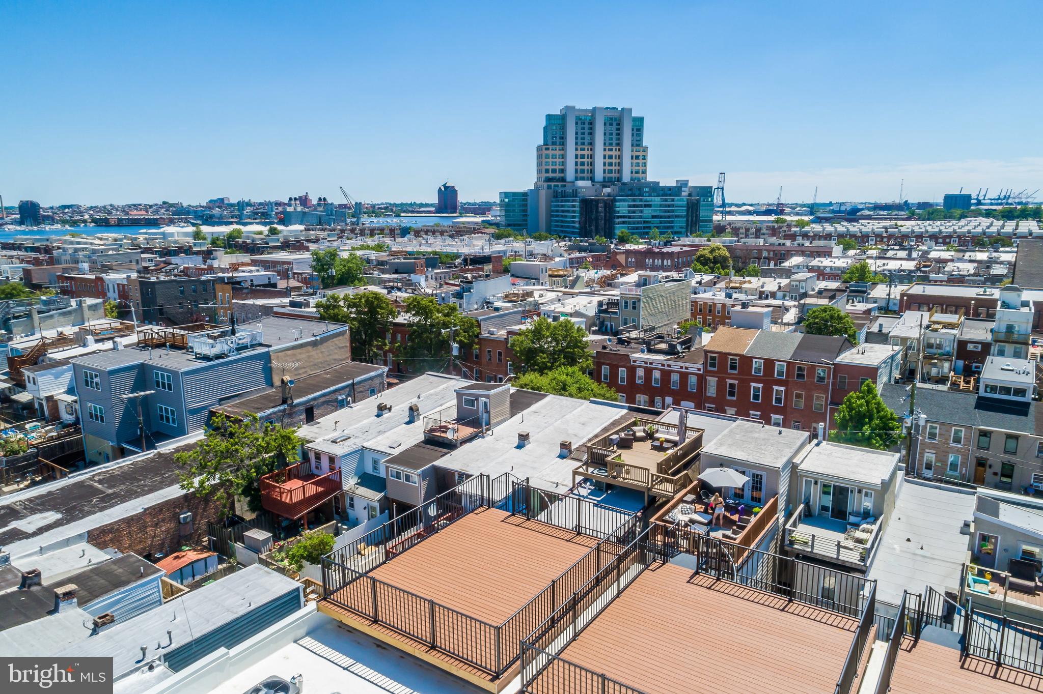 LOCUST POINT - Residential