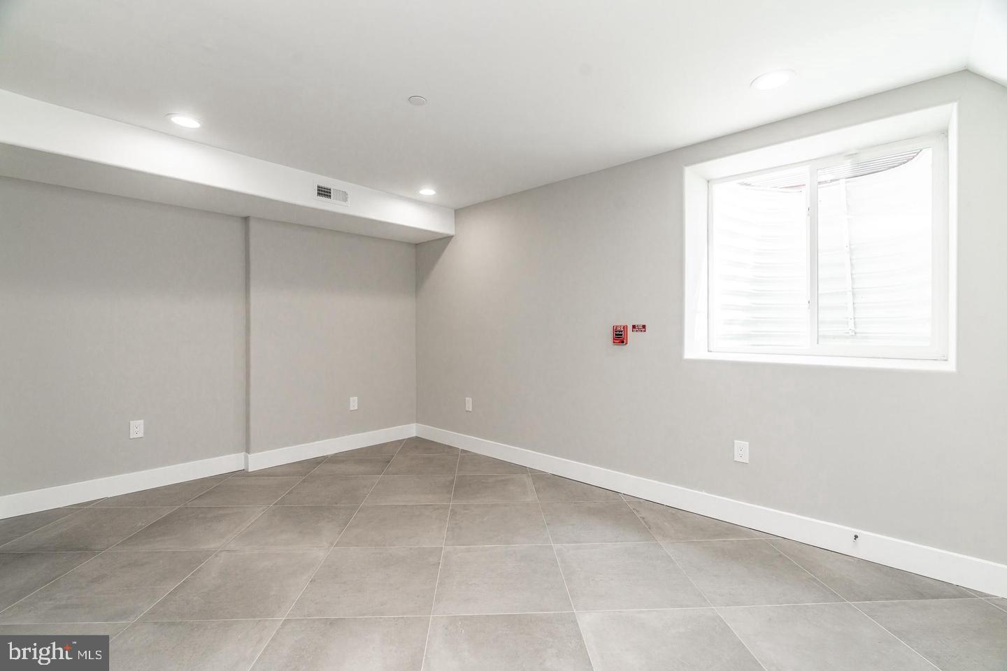 FISHTOWN - Residential Lease