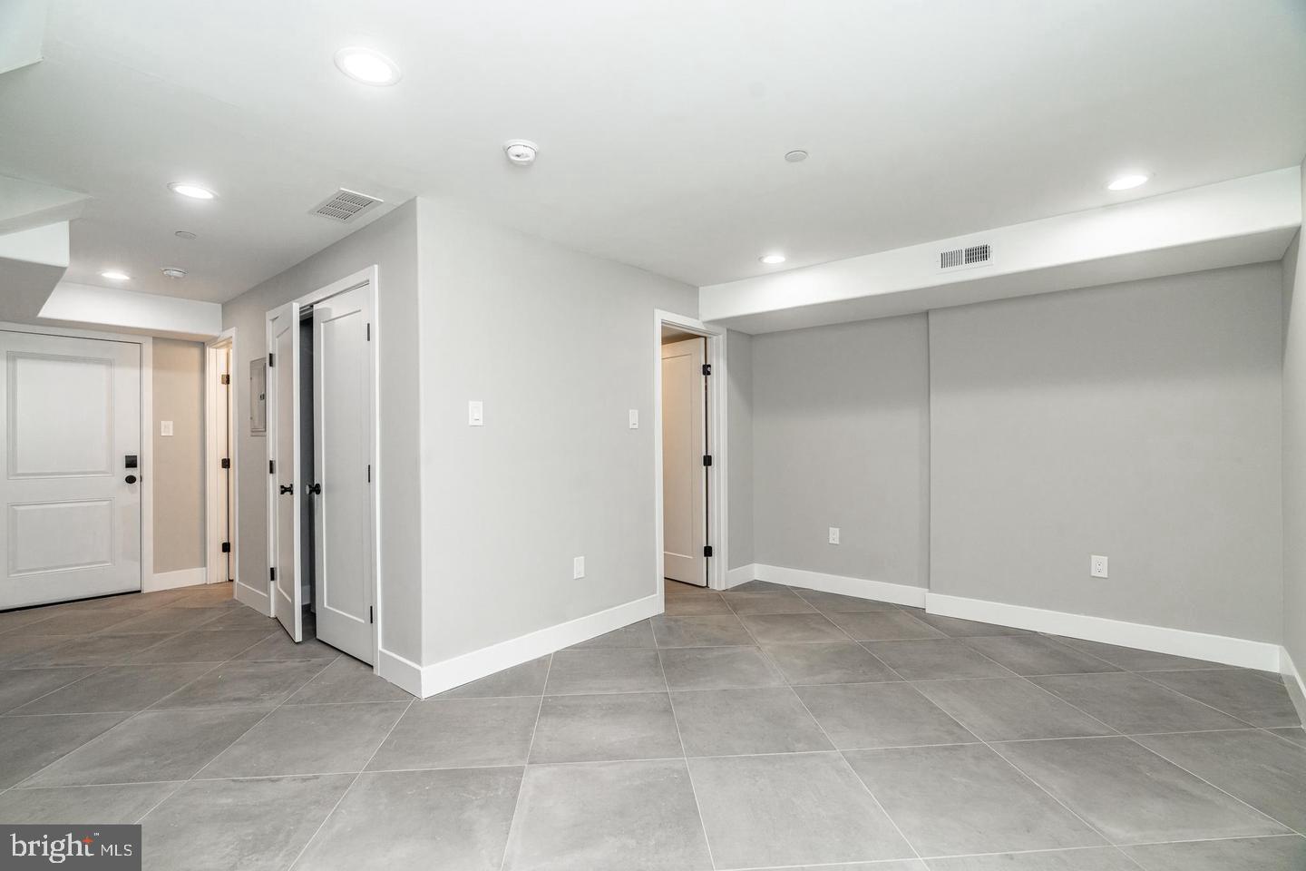 FISHTOWN - Residential Lease