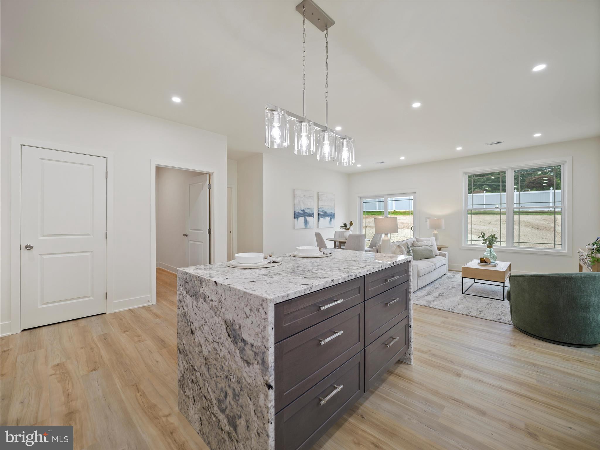 SPRING VALLEY - Residential