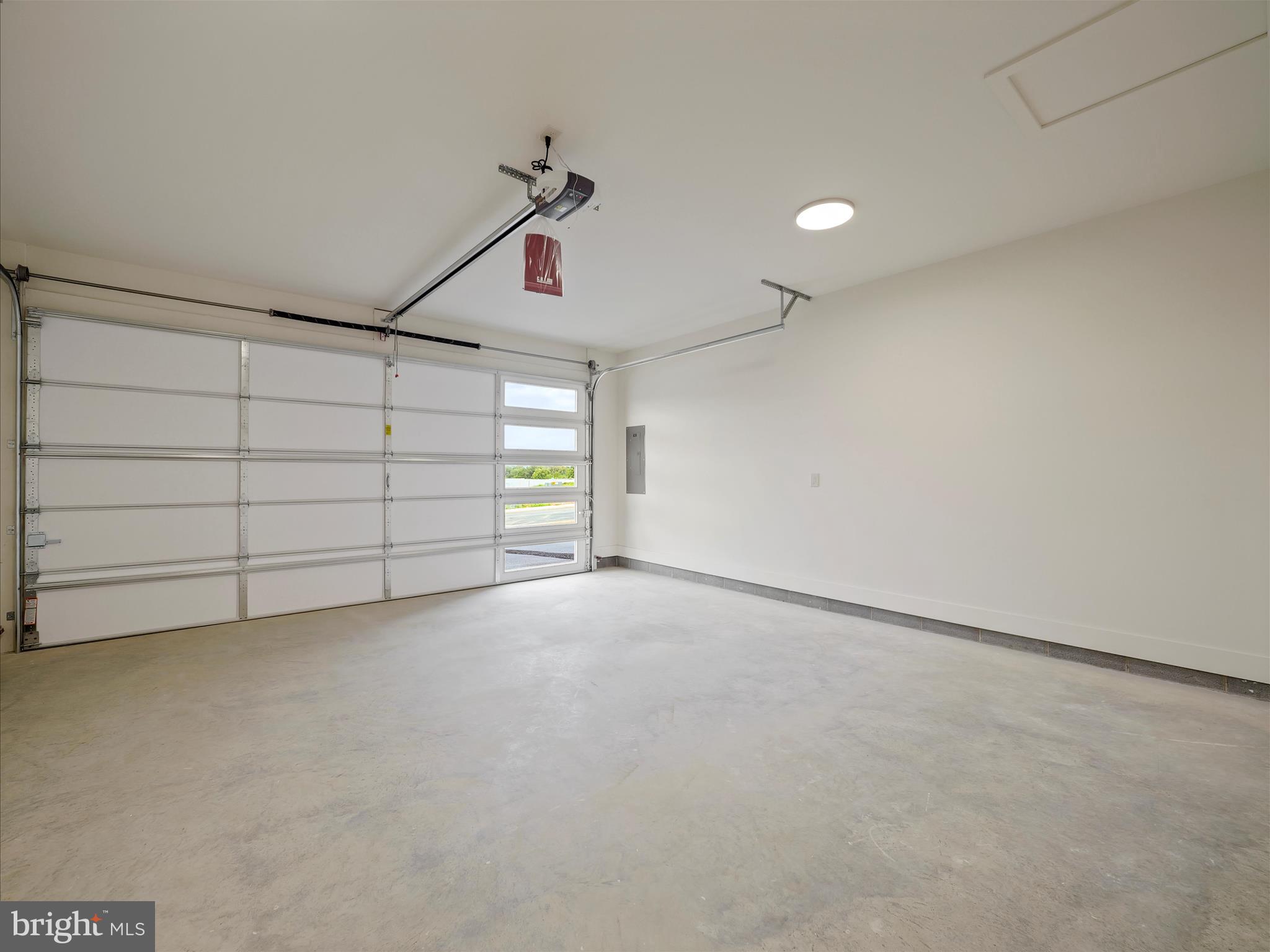 SPRING VALLEY - Residential