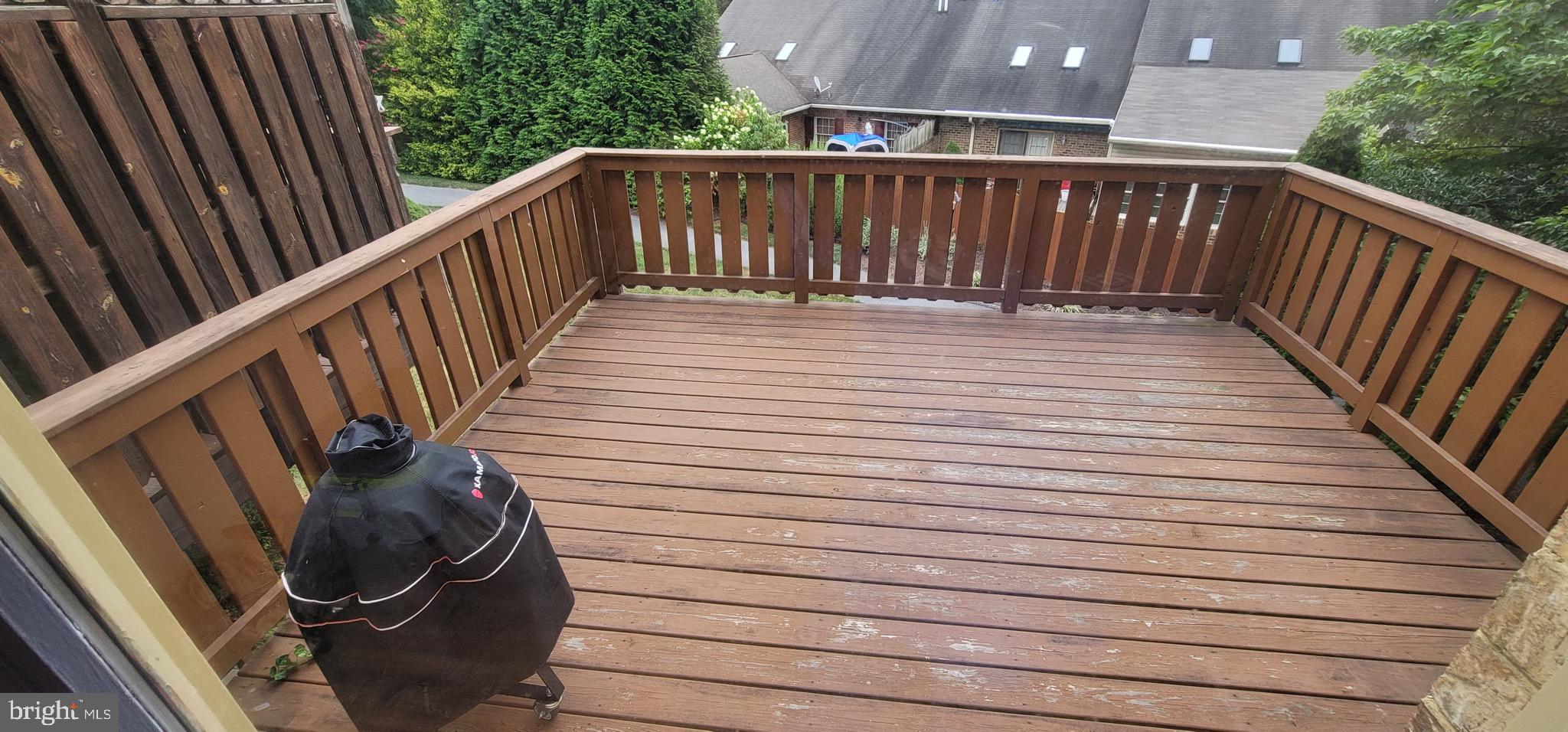 NORTH GATE TOWNE HOMES - Residential Lease