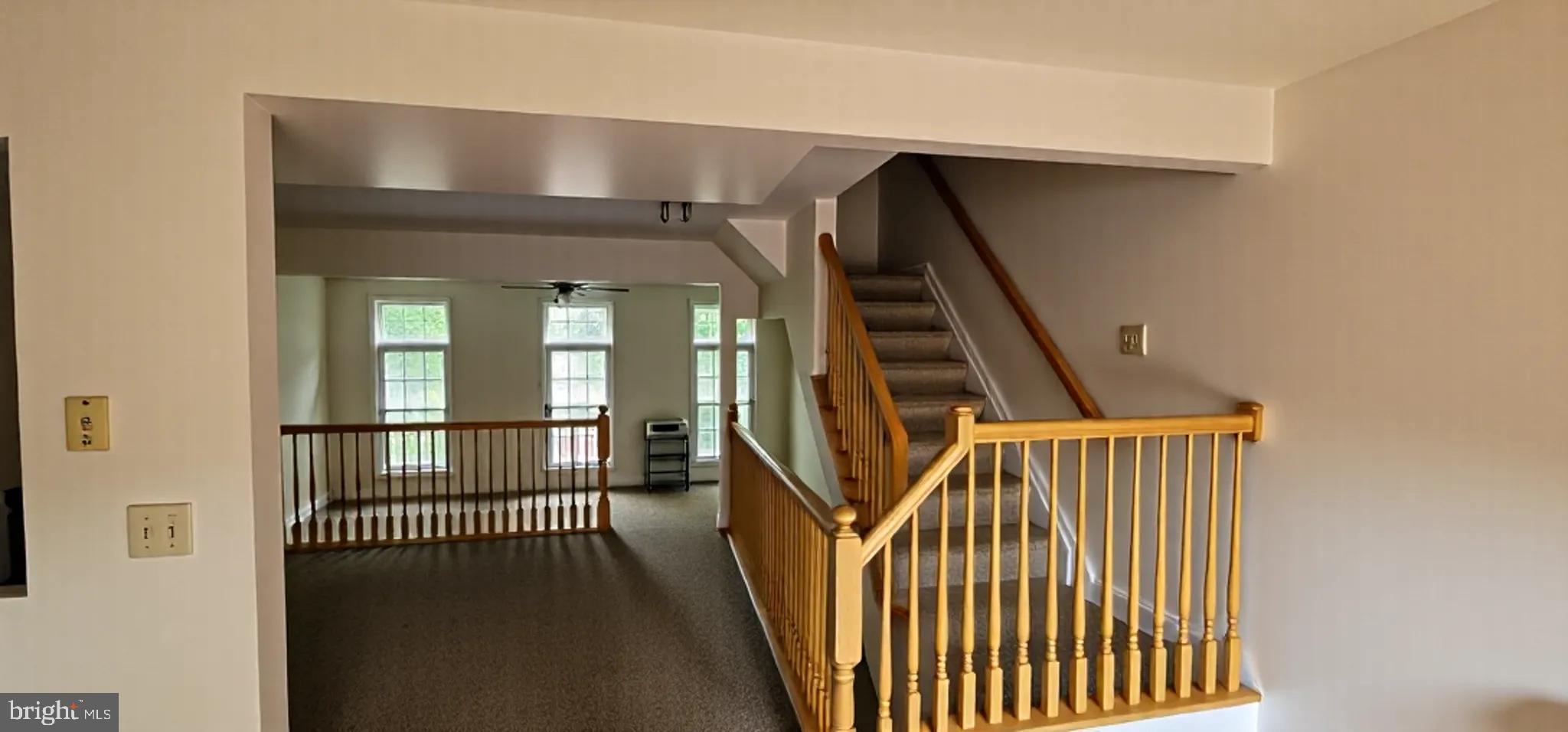 NORTH GATE TOWNE HOMES - Residential Lease