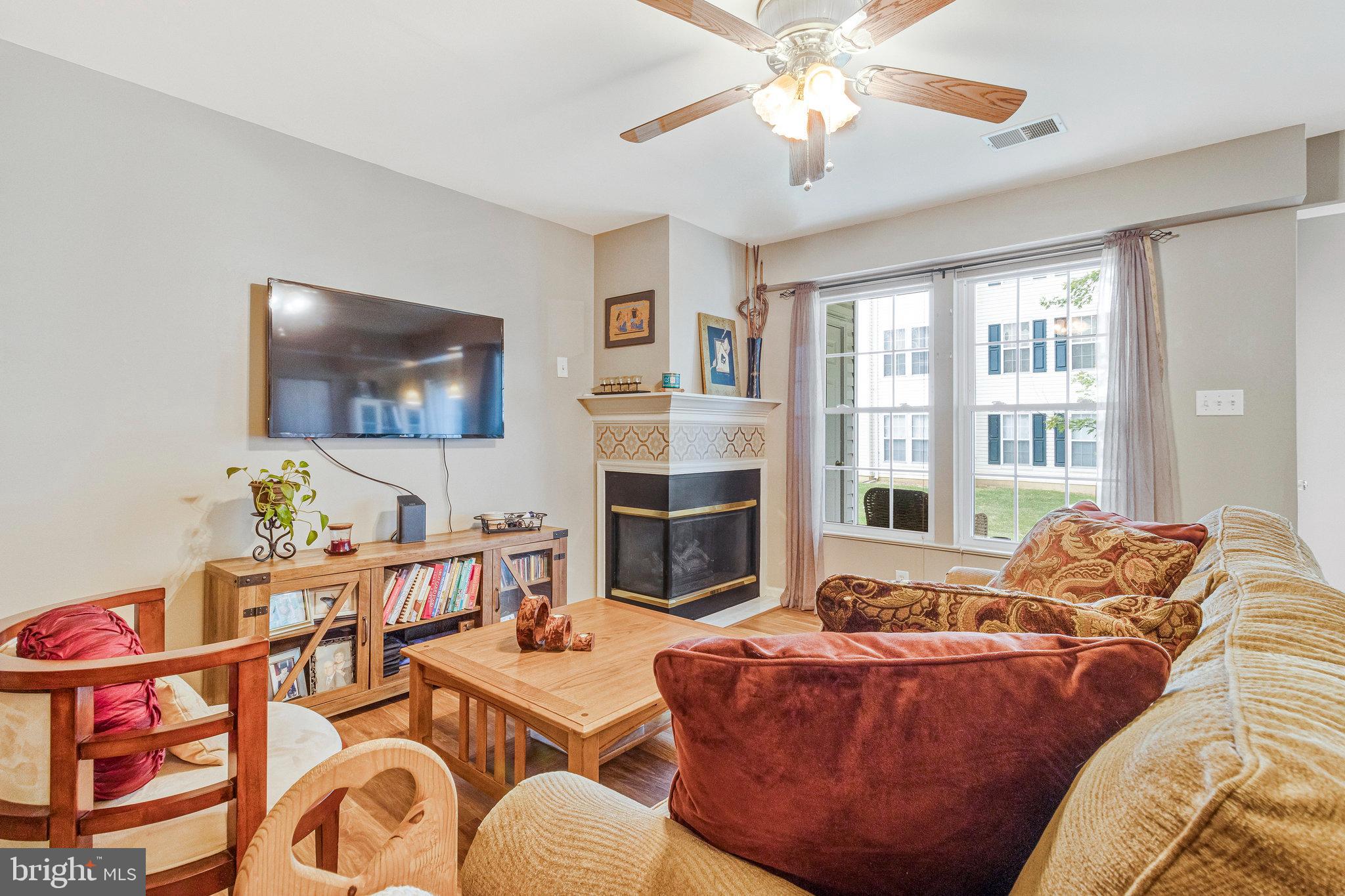 SOUTH MEADOWS - Residential