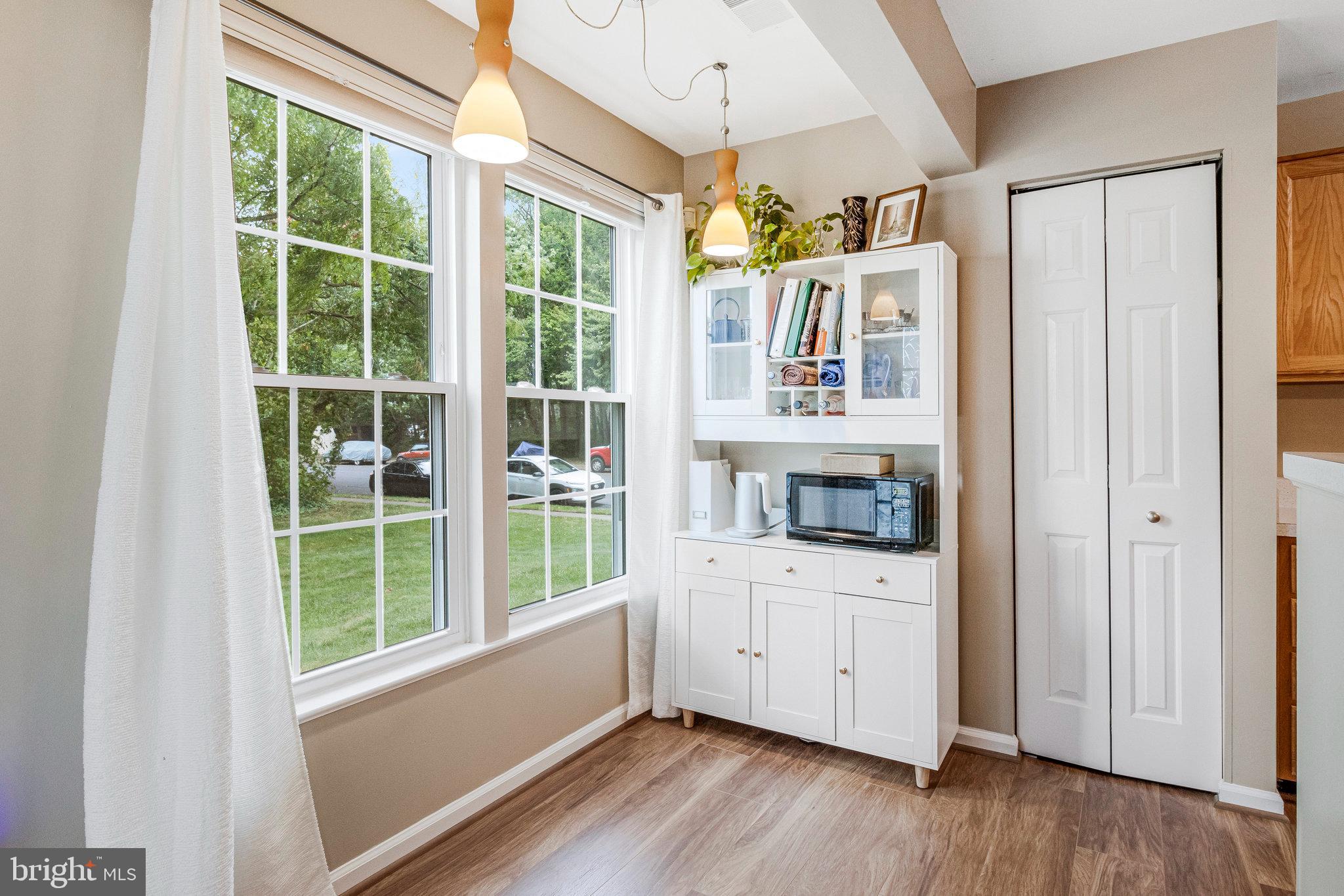 SOUTH MEADOWS - Residential