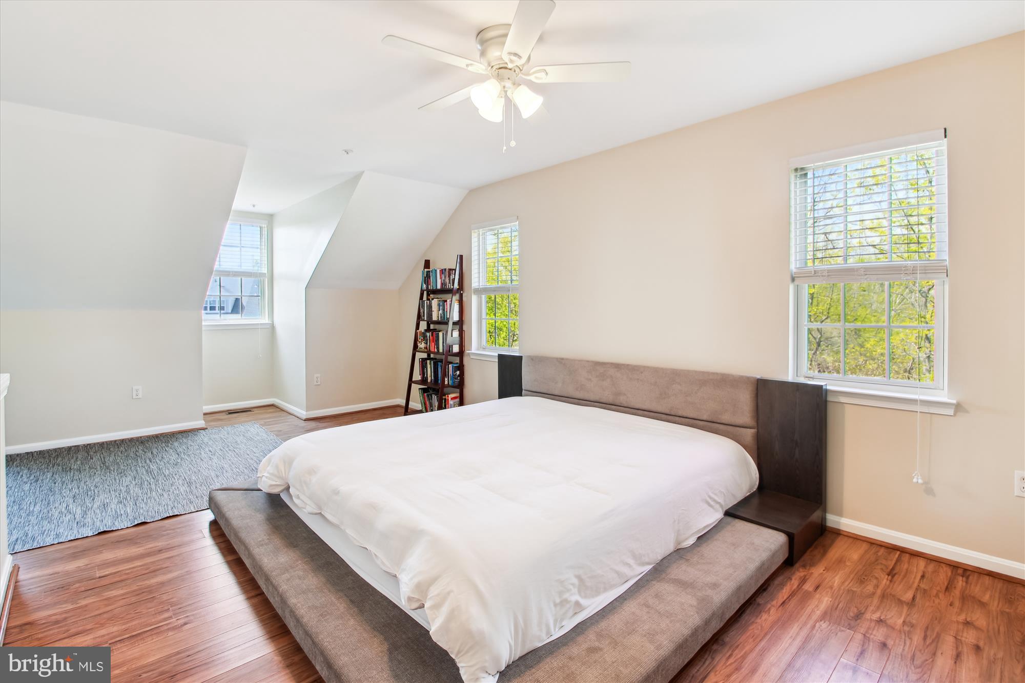 PINEY ORCHARD - Residential