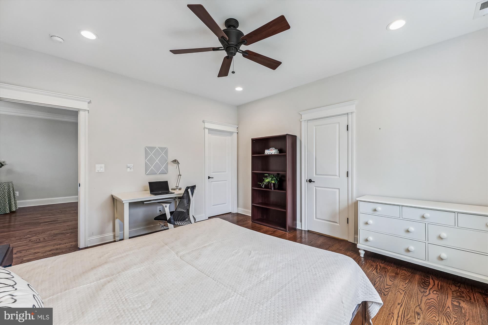 BRYN MAWR - Residential