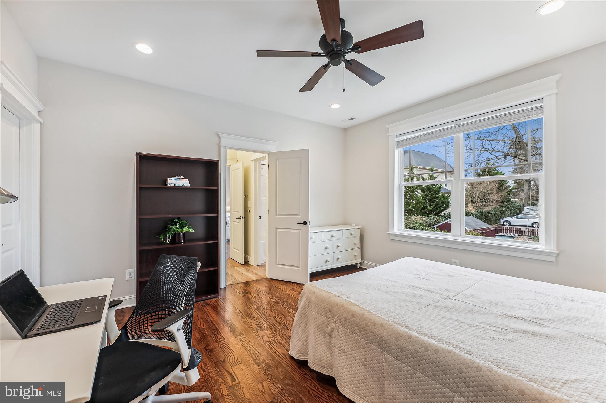 BRYN MAWR - Residential