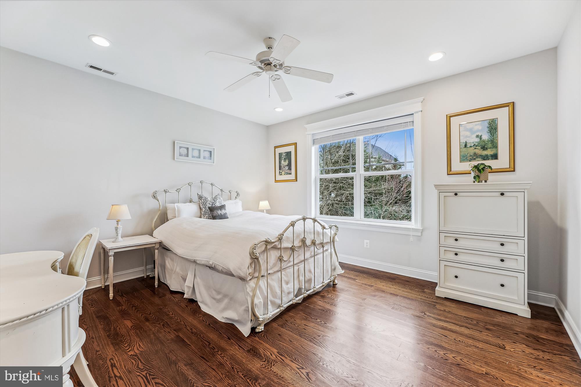 BRYN MAWR - Residential