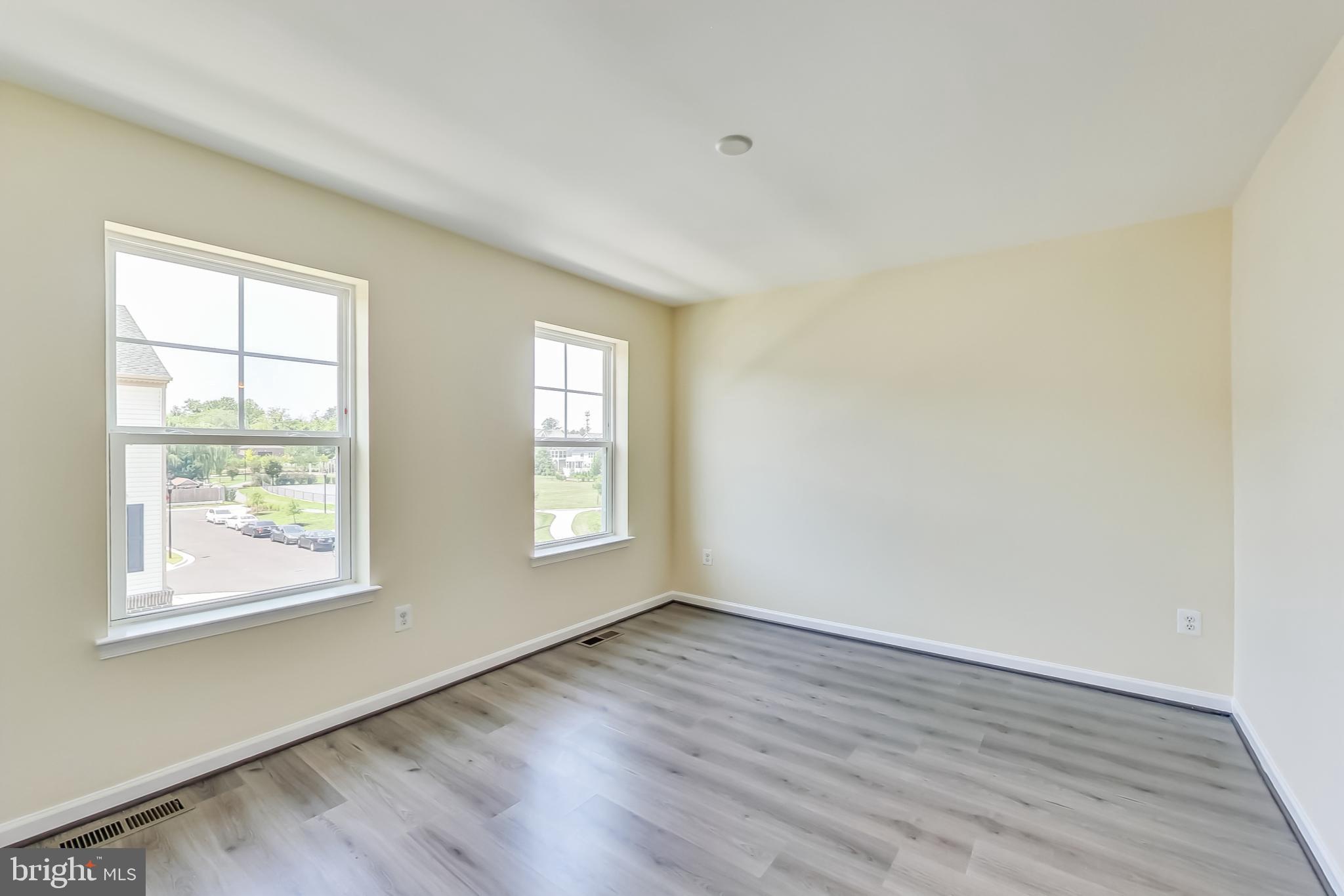 BRADFORD'S LANDING - Residential Lease