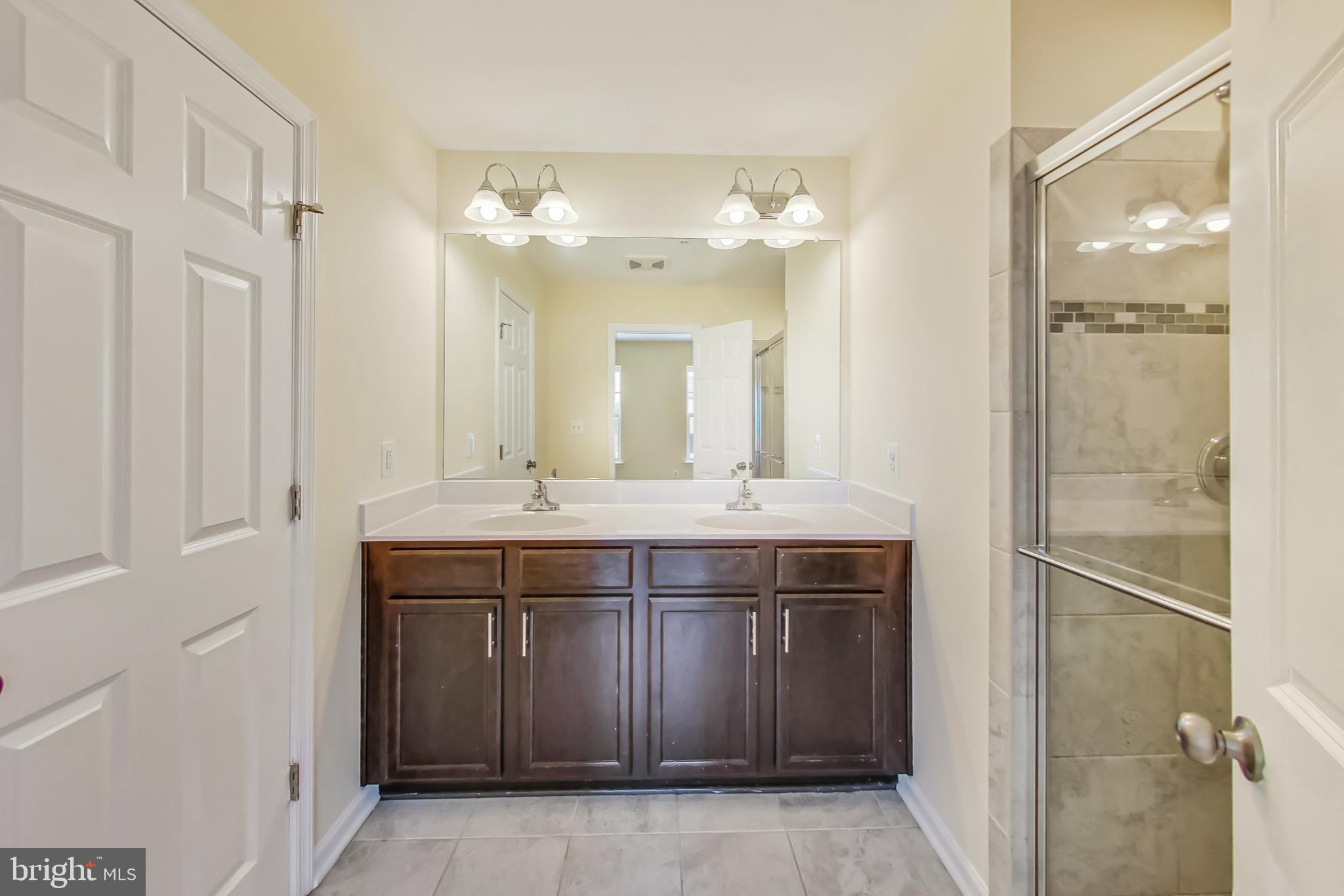 BRADFORD'S LANDING - Residential Lease