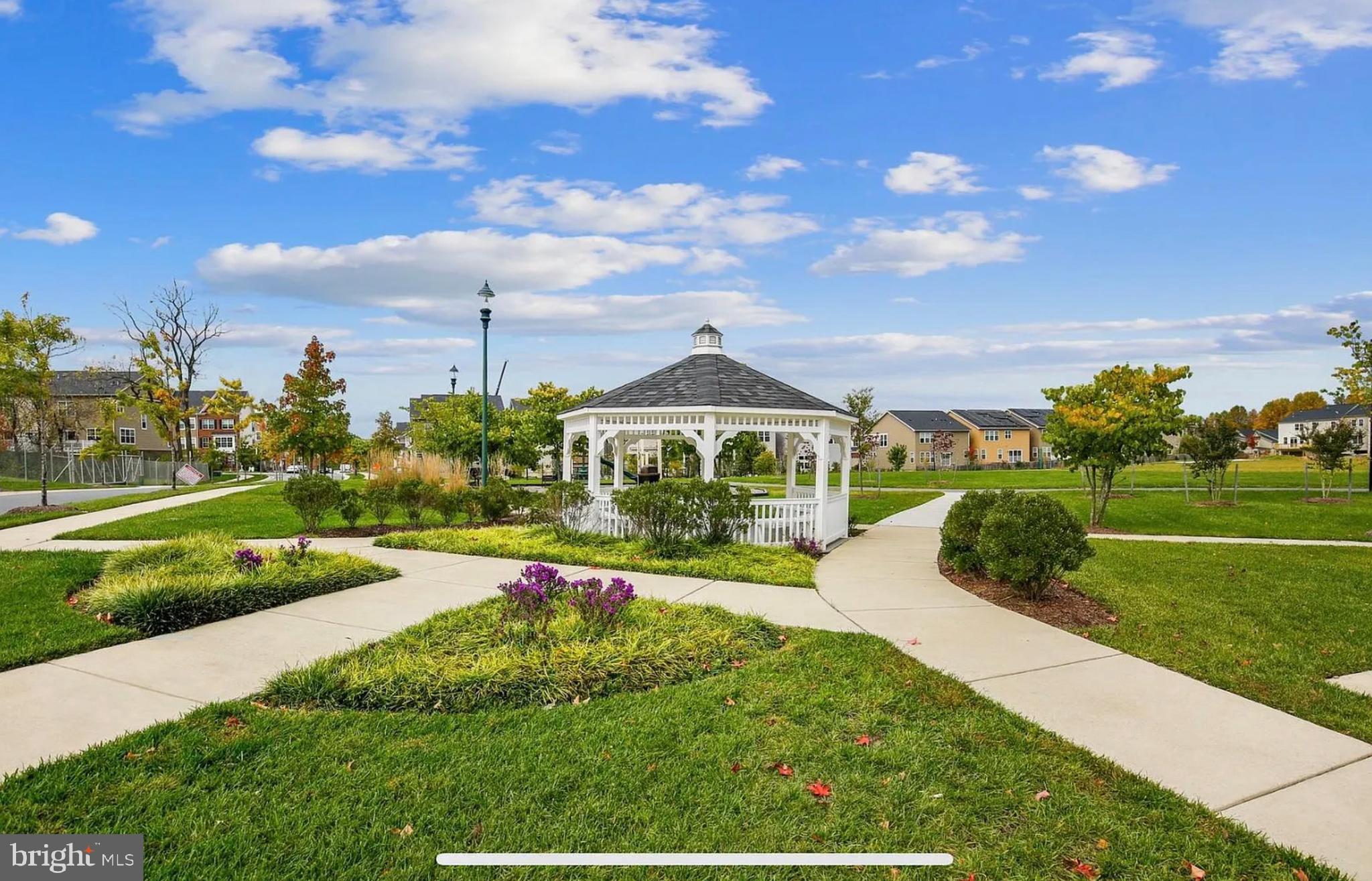 BRADFORD'S LANDING - Residential Lease