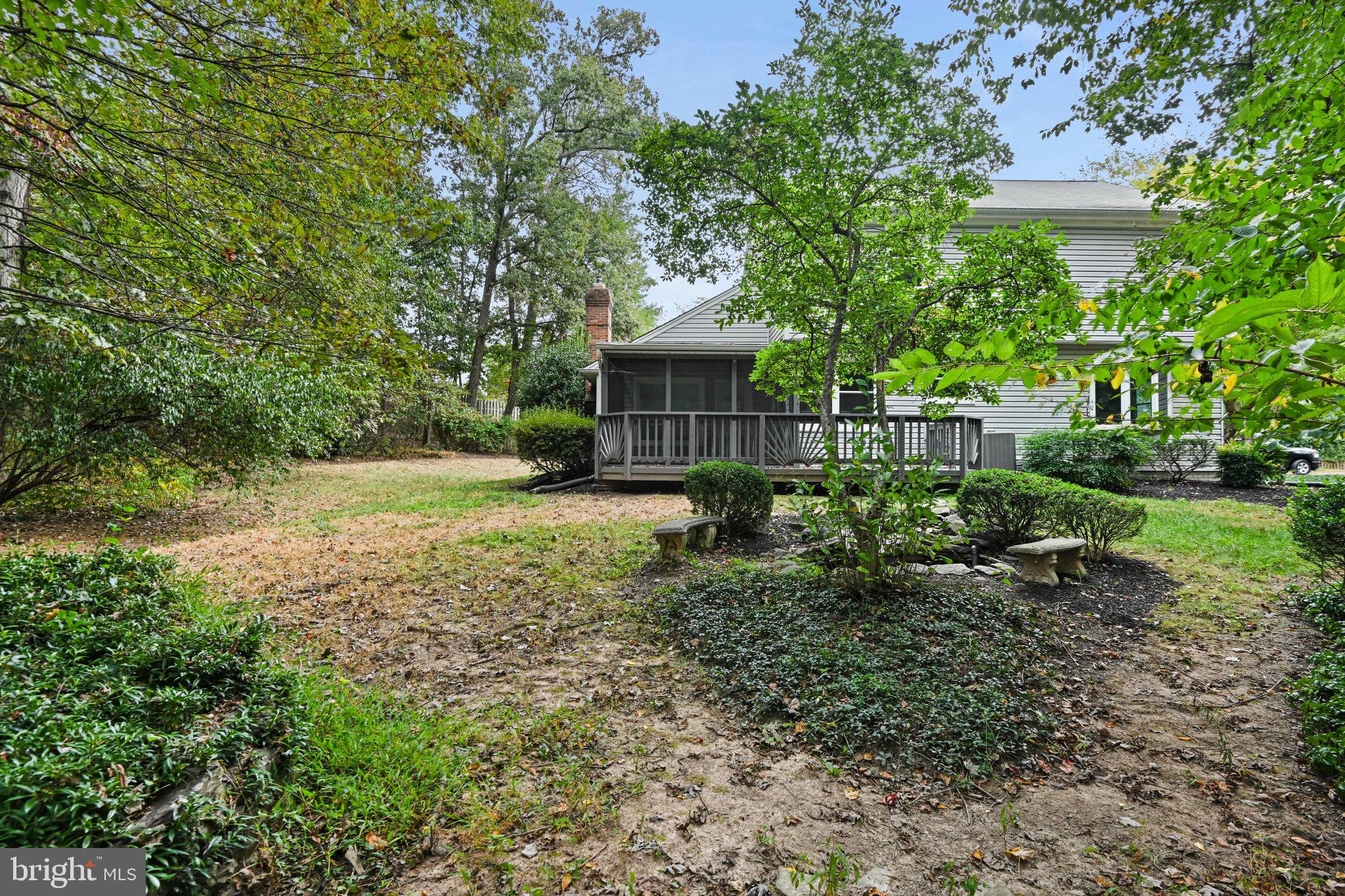 FAIR OAKS ESTATES - Residential