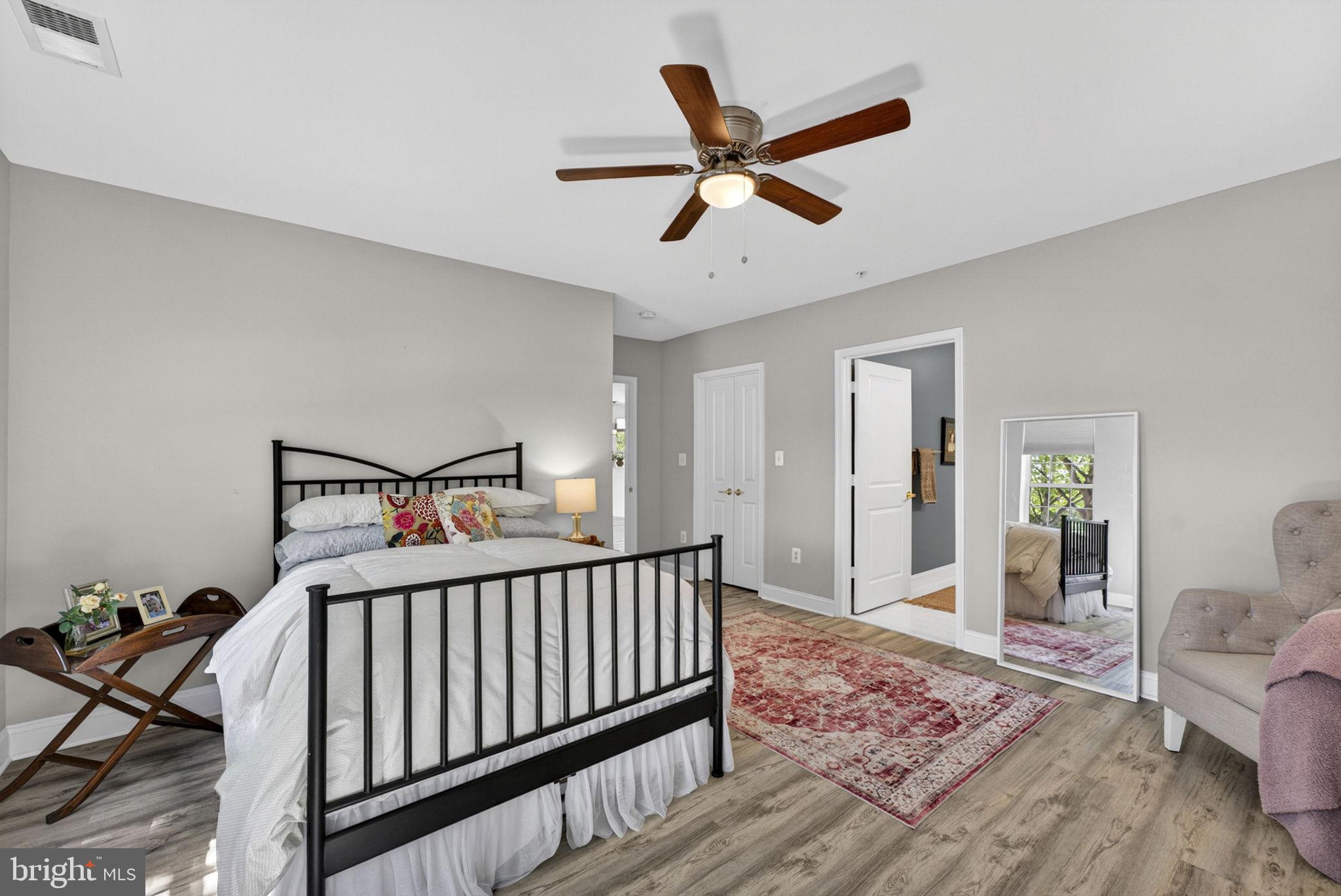 SUFFIELD MEADOWS - Residential