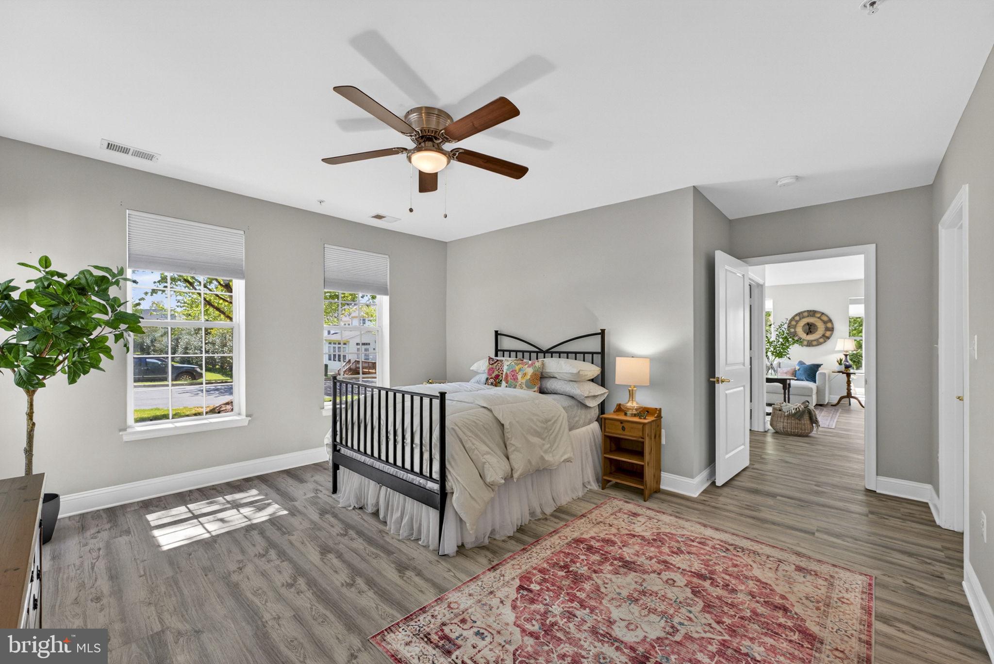 SUFFIELD MEADOWS - Residential