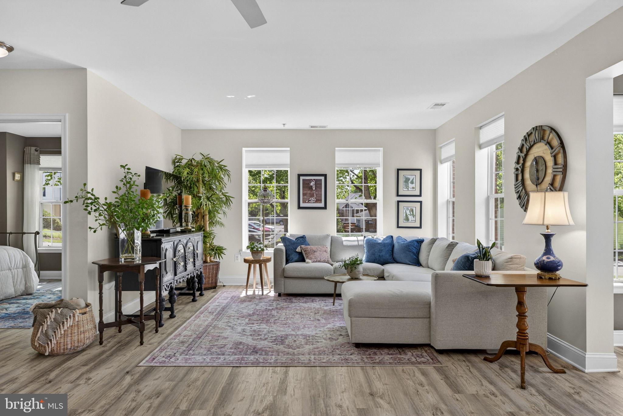 SUFFIELD MEADOWS - Residential