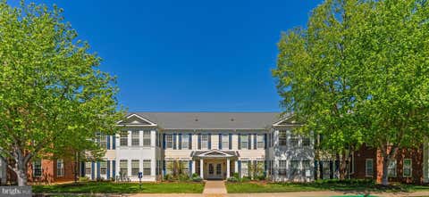 Condo For Sale - 6704 Holly Farm Lane #112<br/> WARRENTON, VA 20187