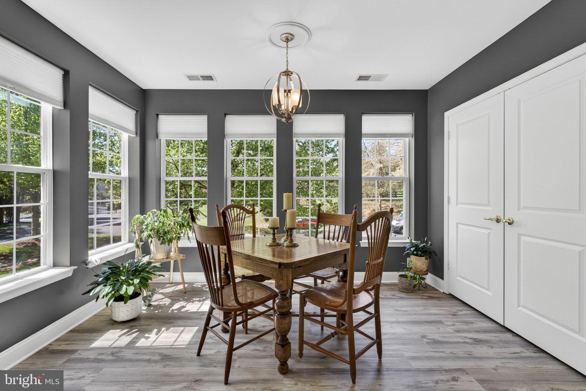 SUFFIELD MEADOWS - Residential