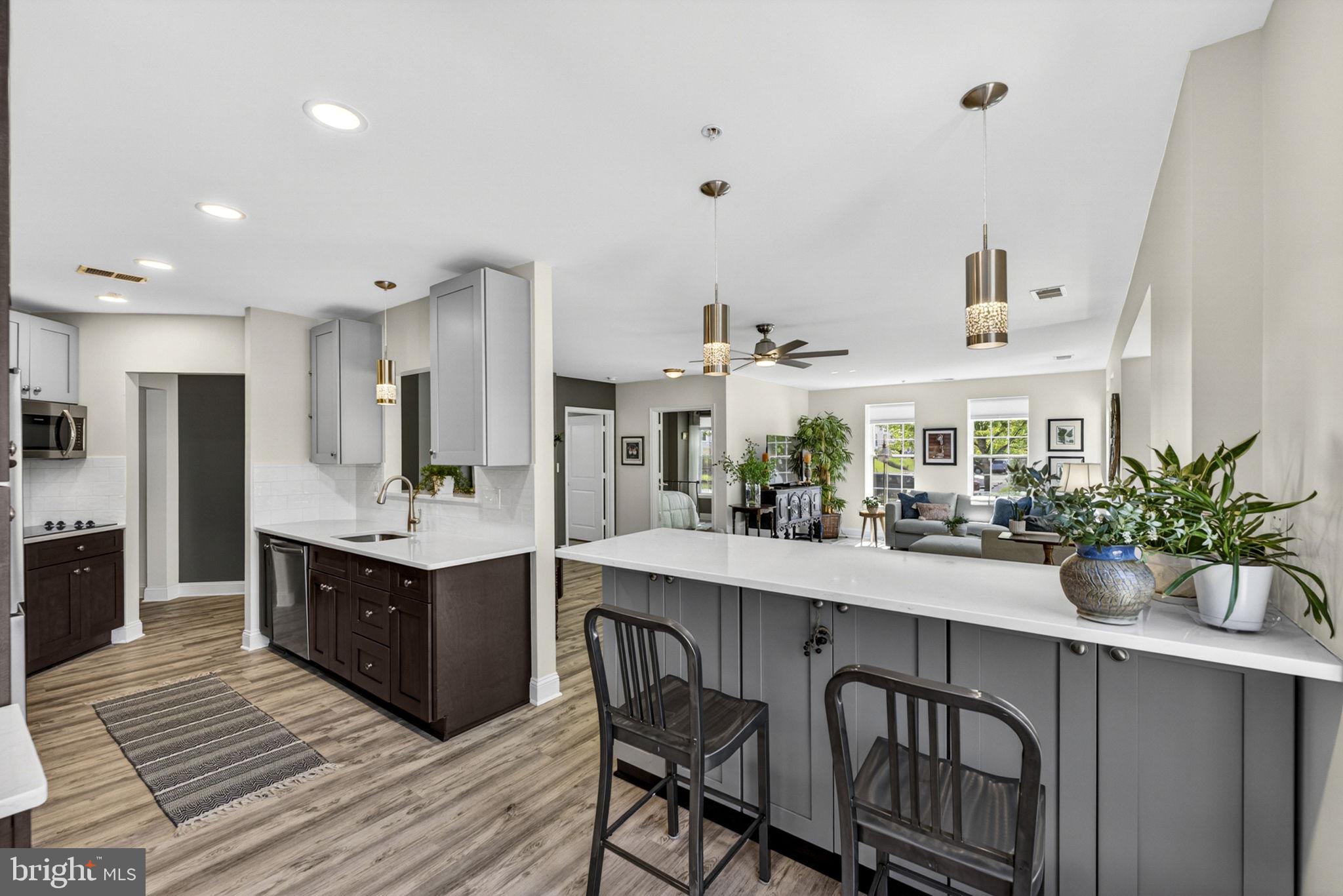 SUFFIELD MEADOWS - Residential