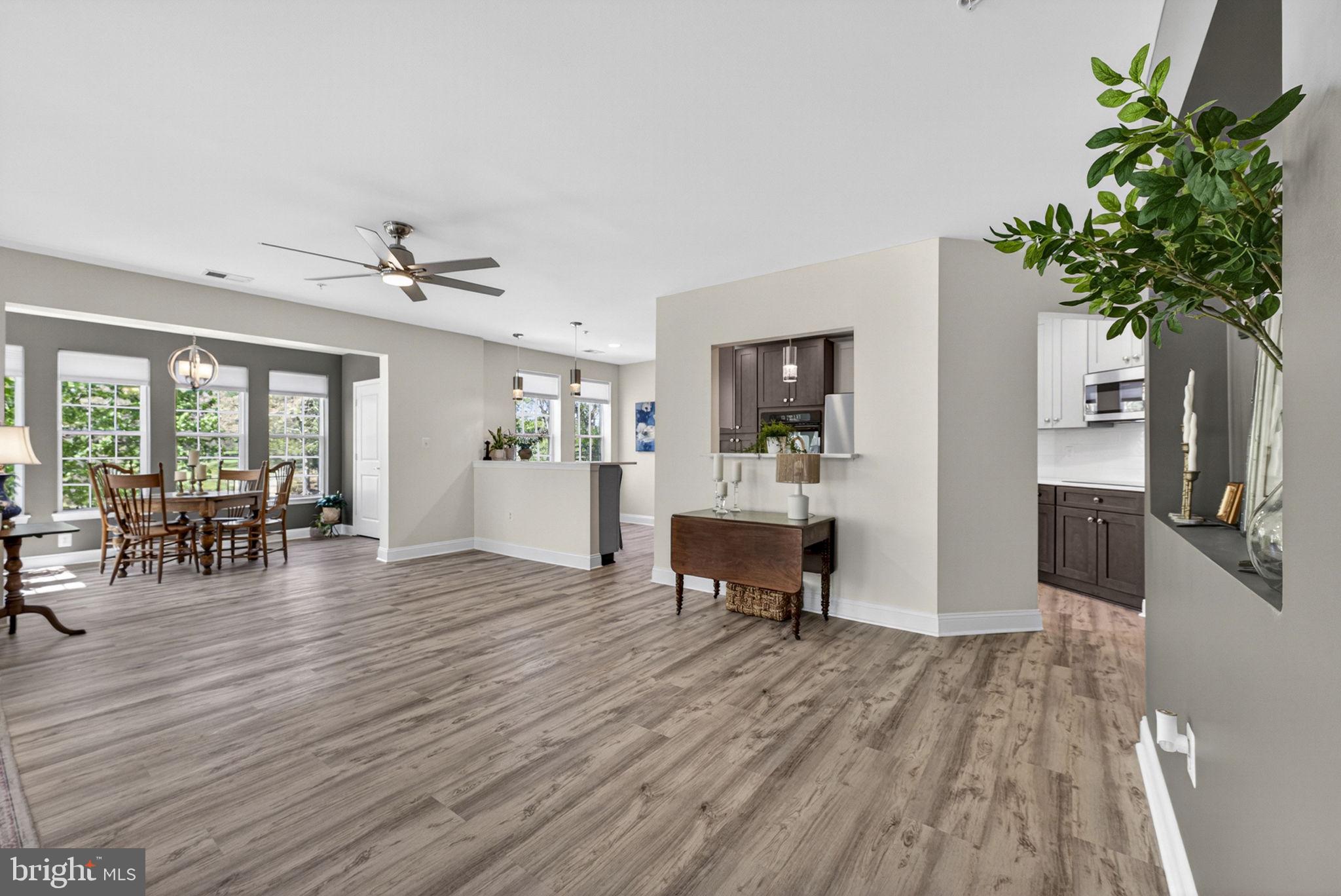 SUFFIELD MEADOWS - Residential