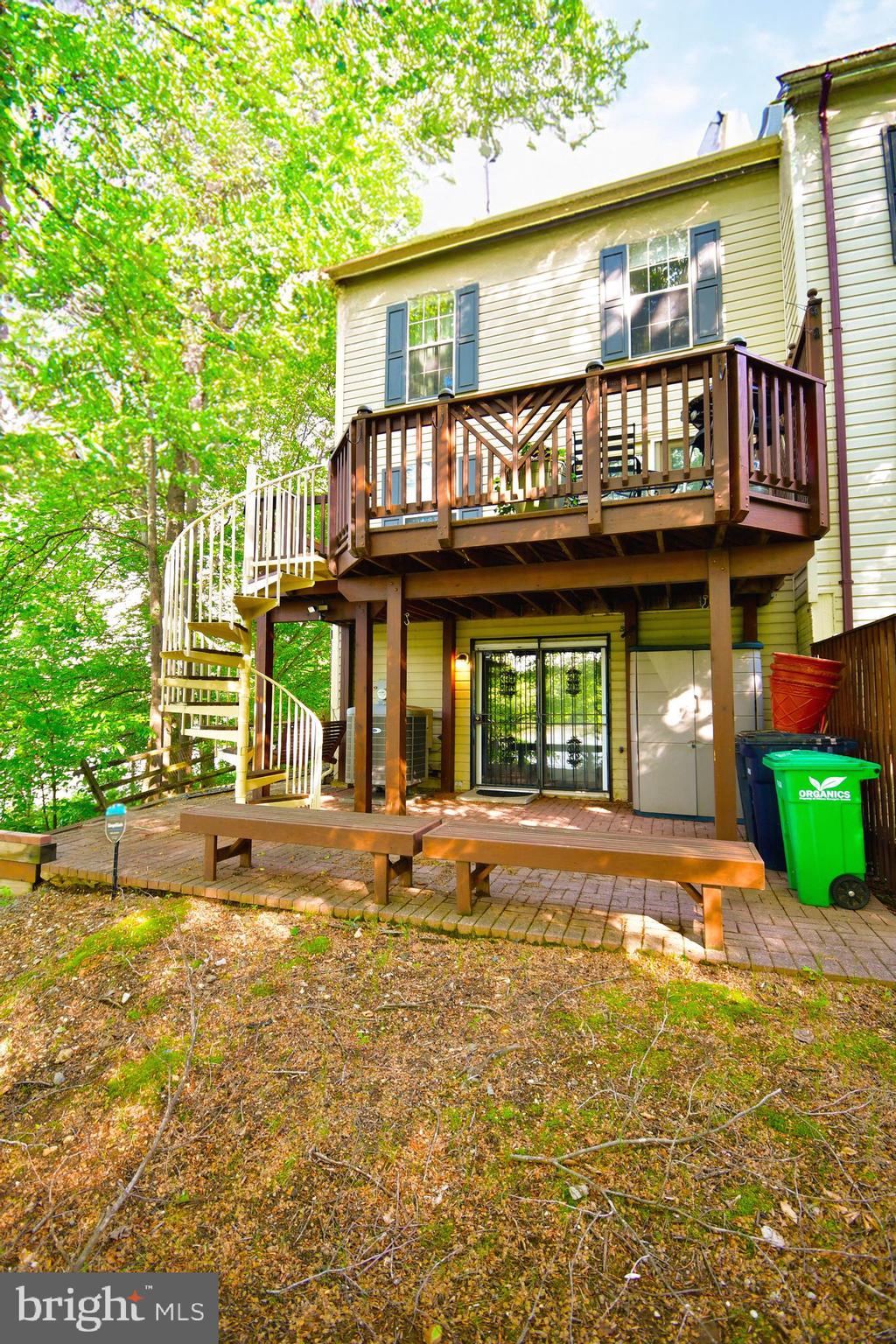 630 BROOKEDGE COURT