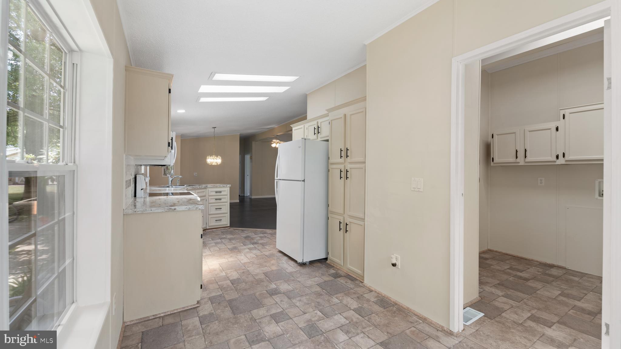 QUIET ACRES - Residential