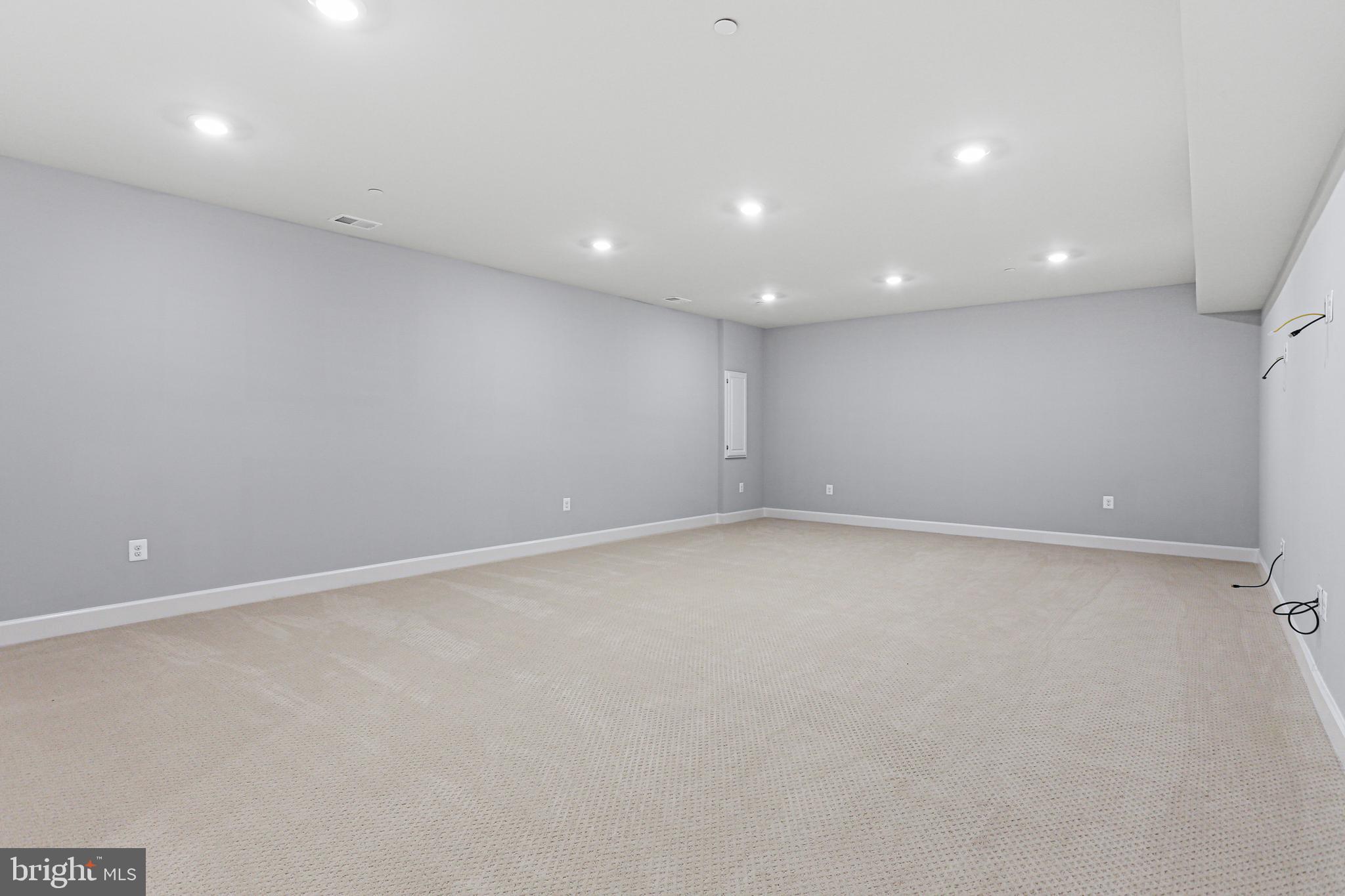 TURF VALLEY - Residential